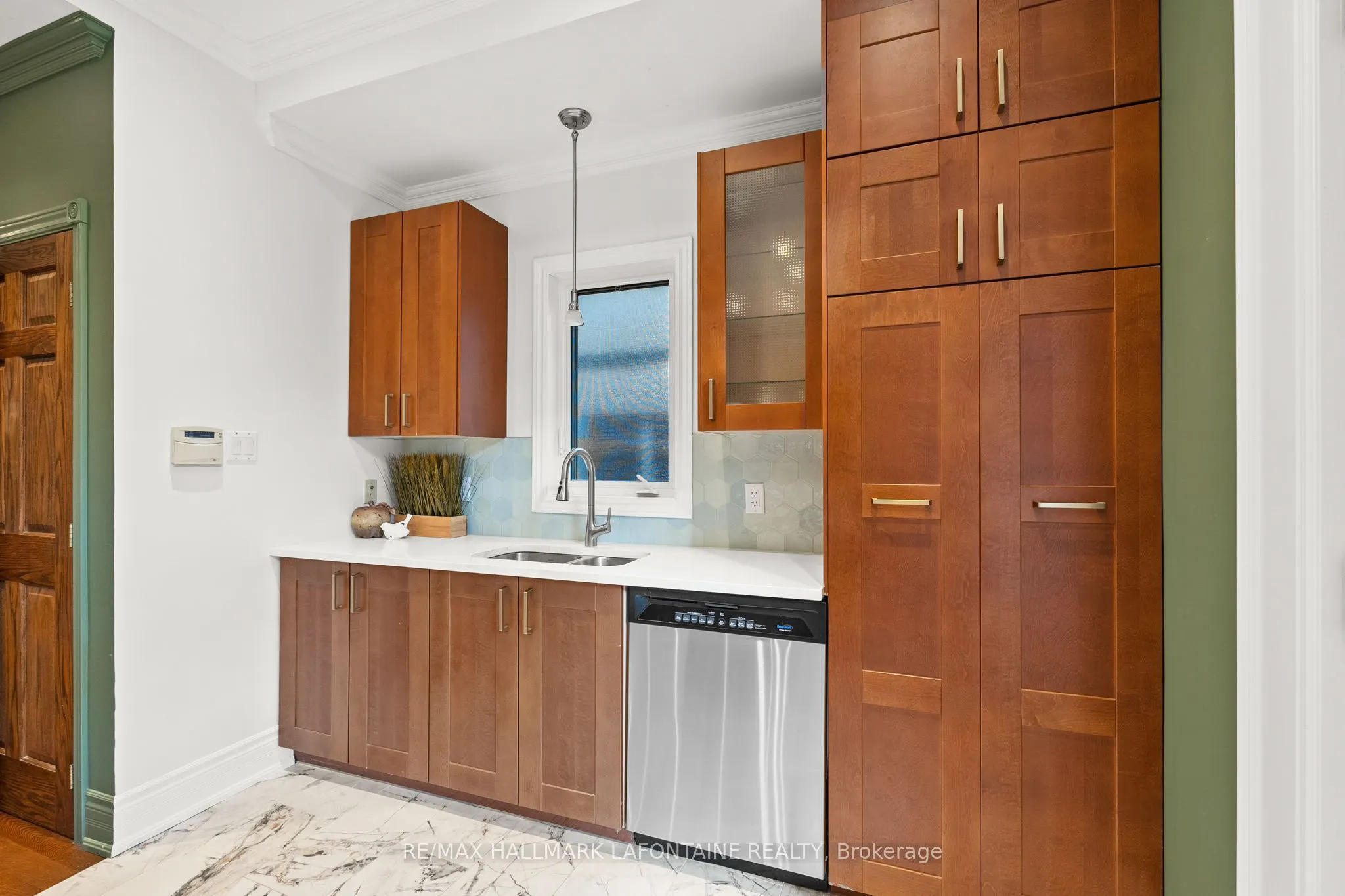 13 Cathcart Square