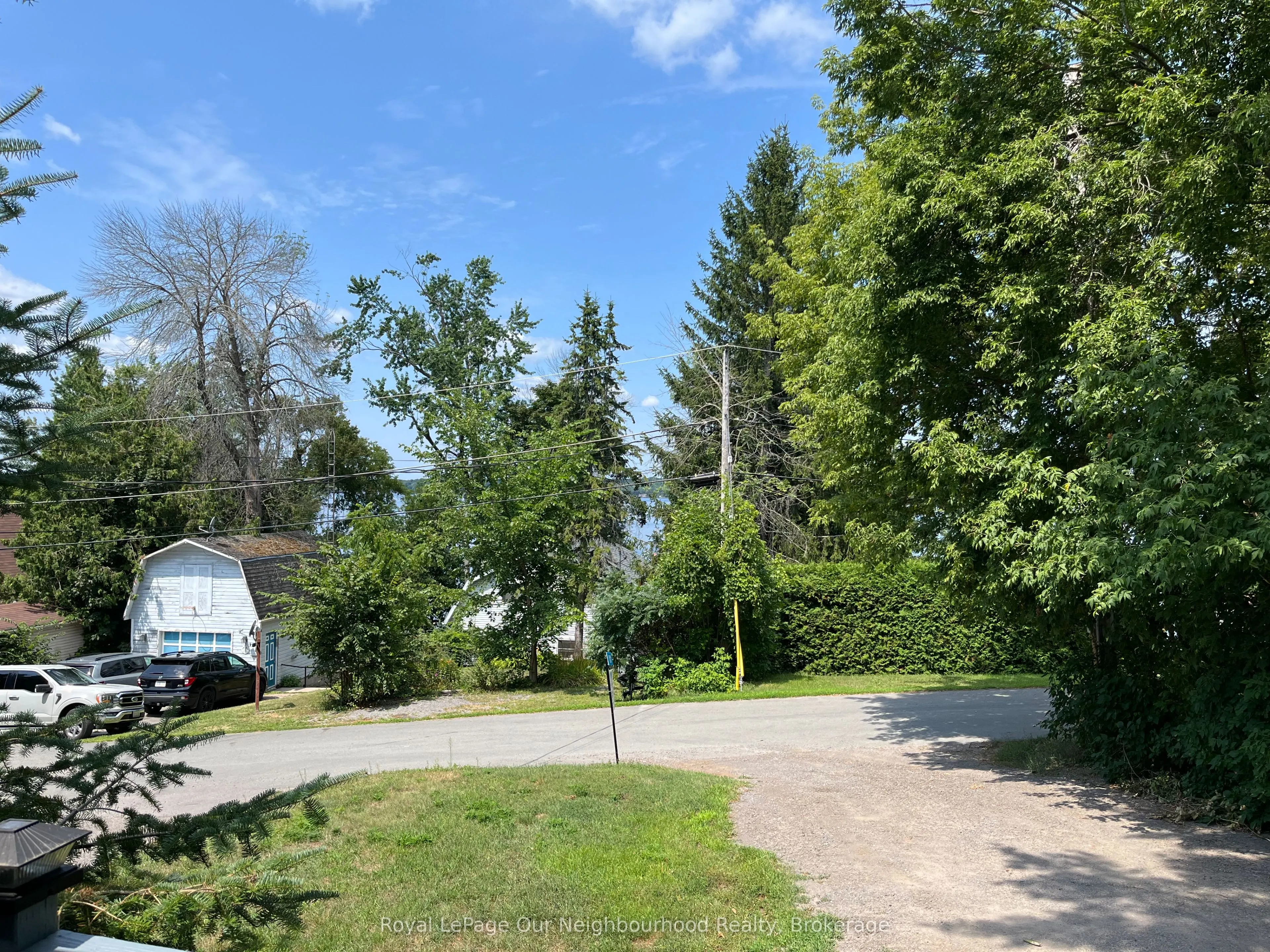 72 Lakeshore Road