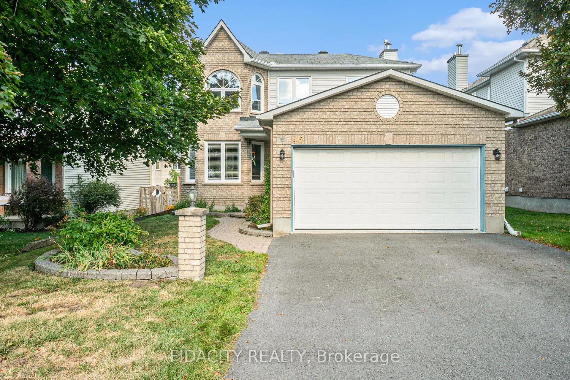 45 Rowe Drive