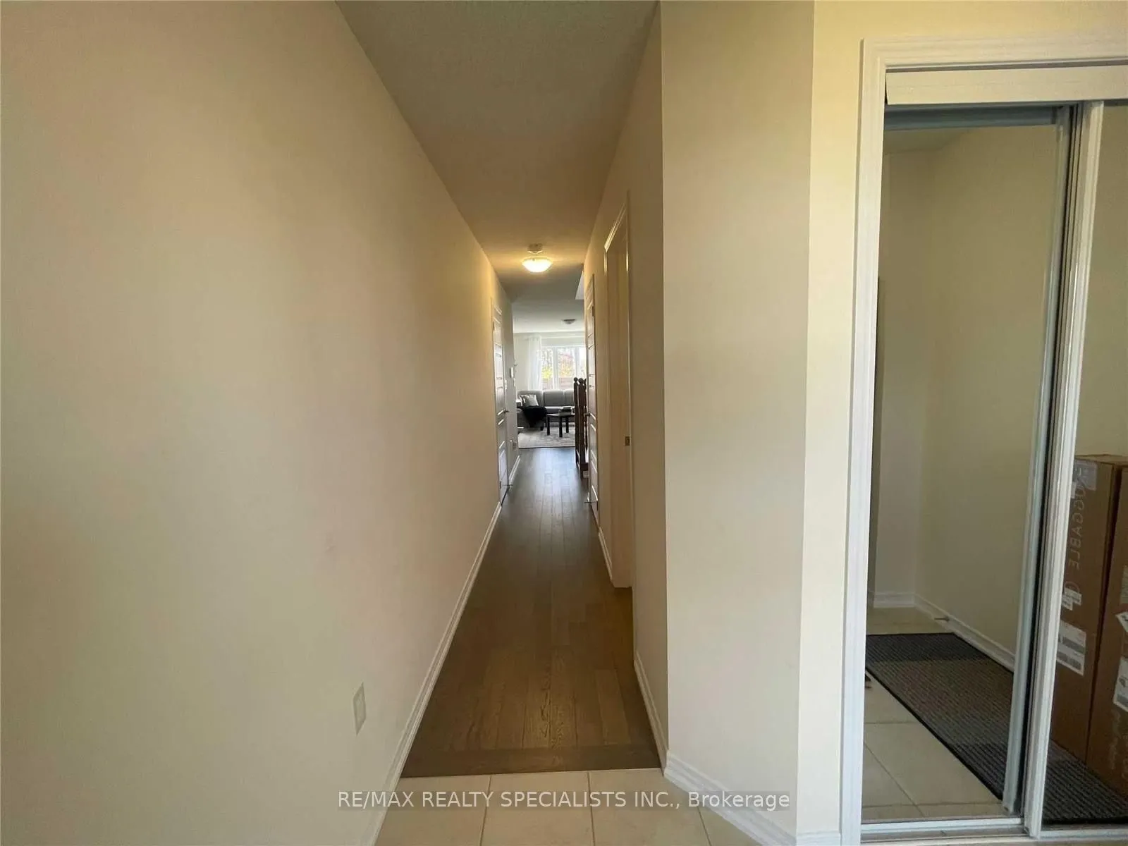 122 Esther Crescent