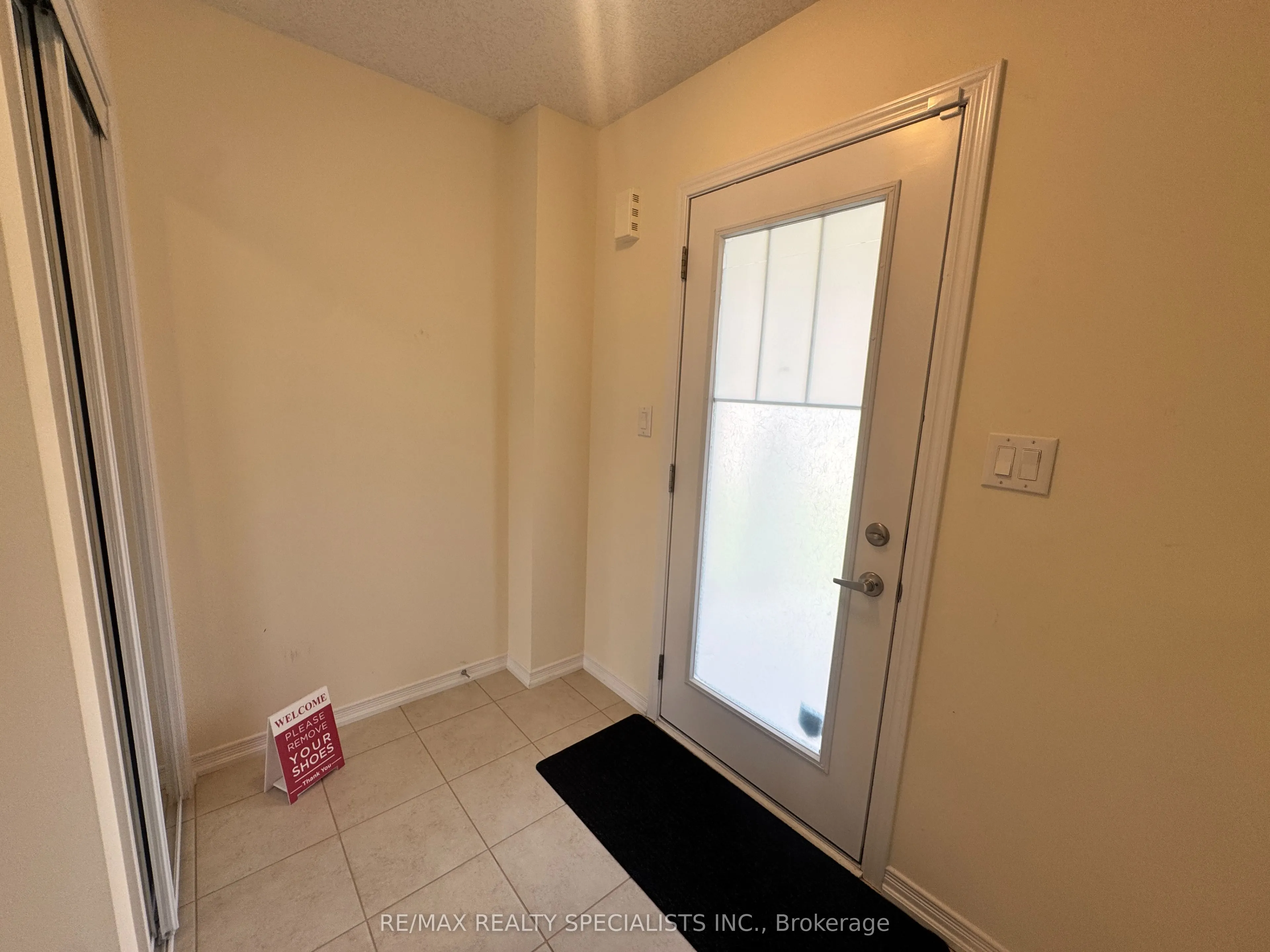 122 Esther Crescent