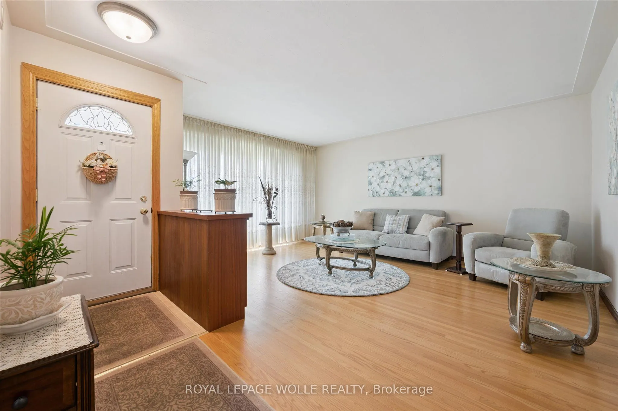 136 Fairway Road N