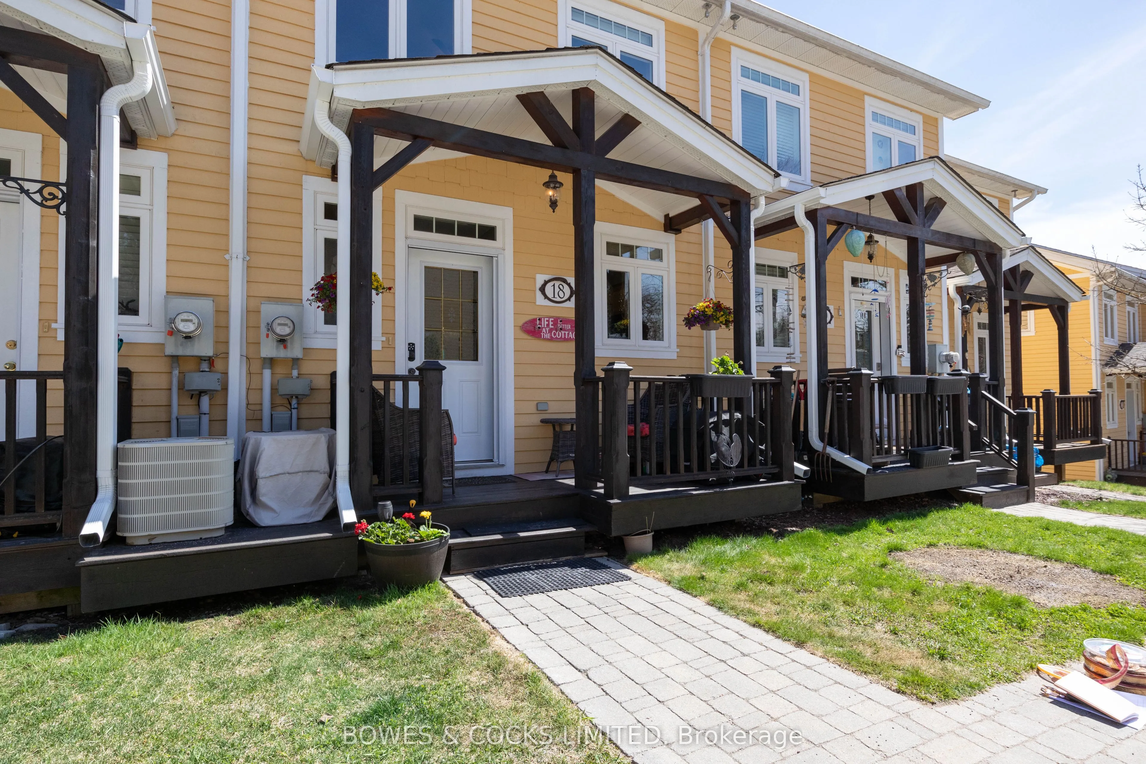 1579 Anstruther Lake Road, #18