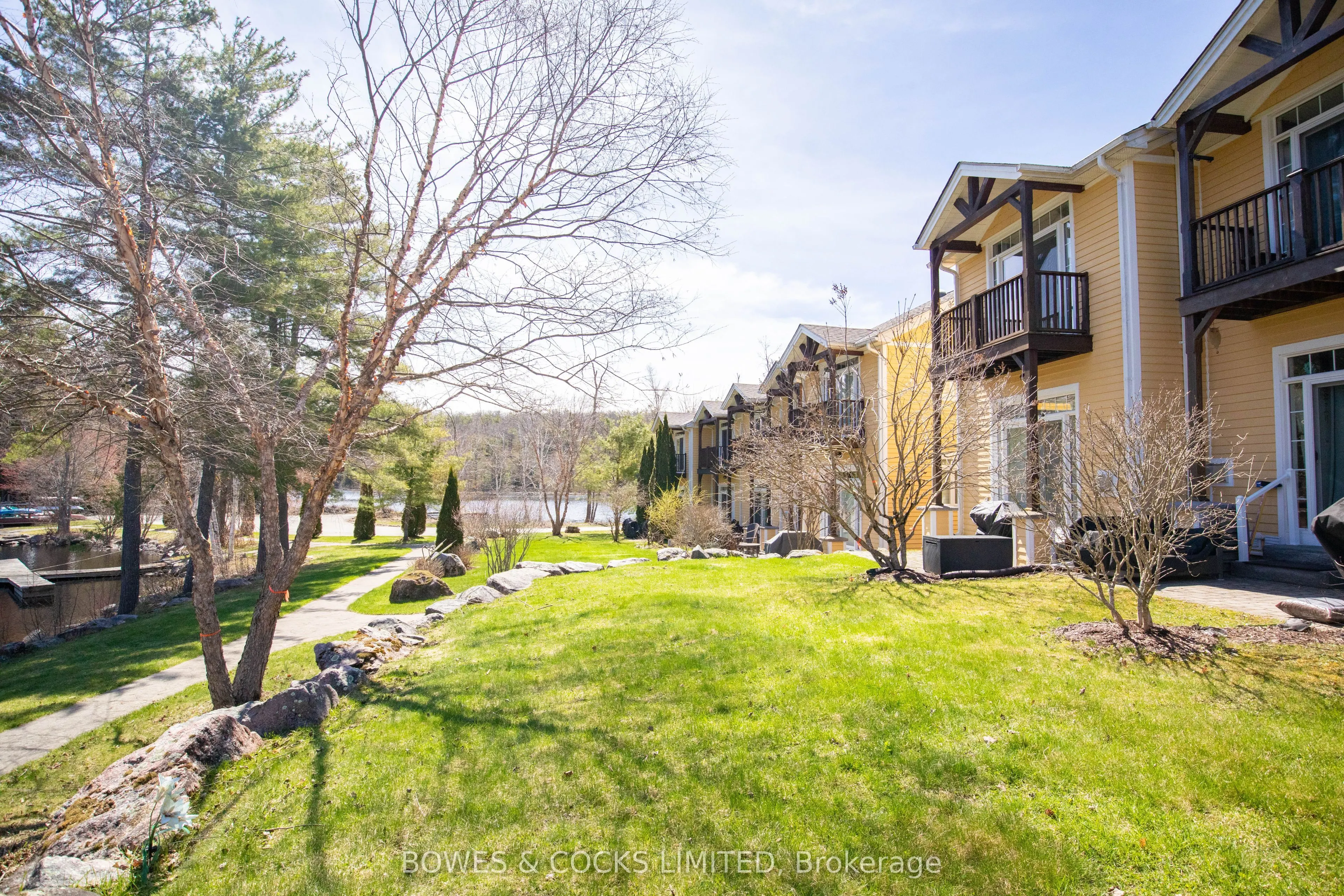 1579 Anstruther Lake Road, #18