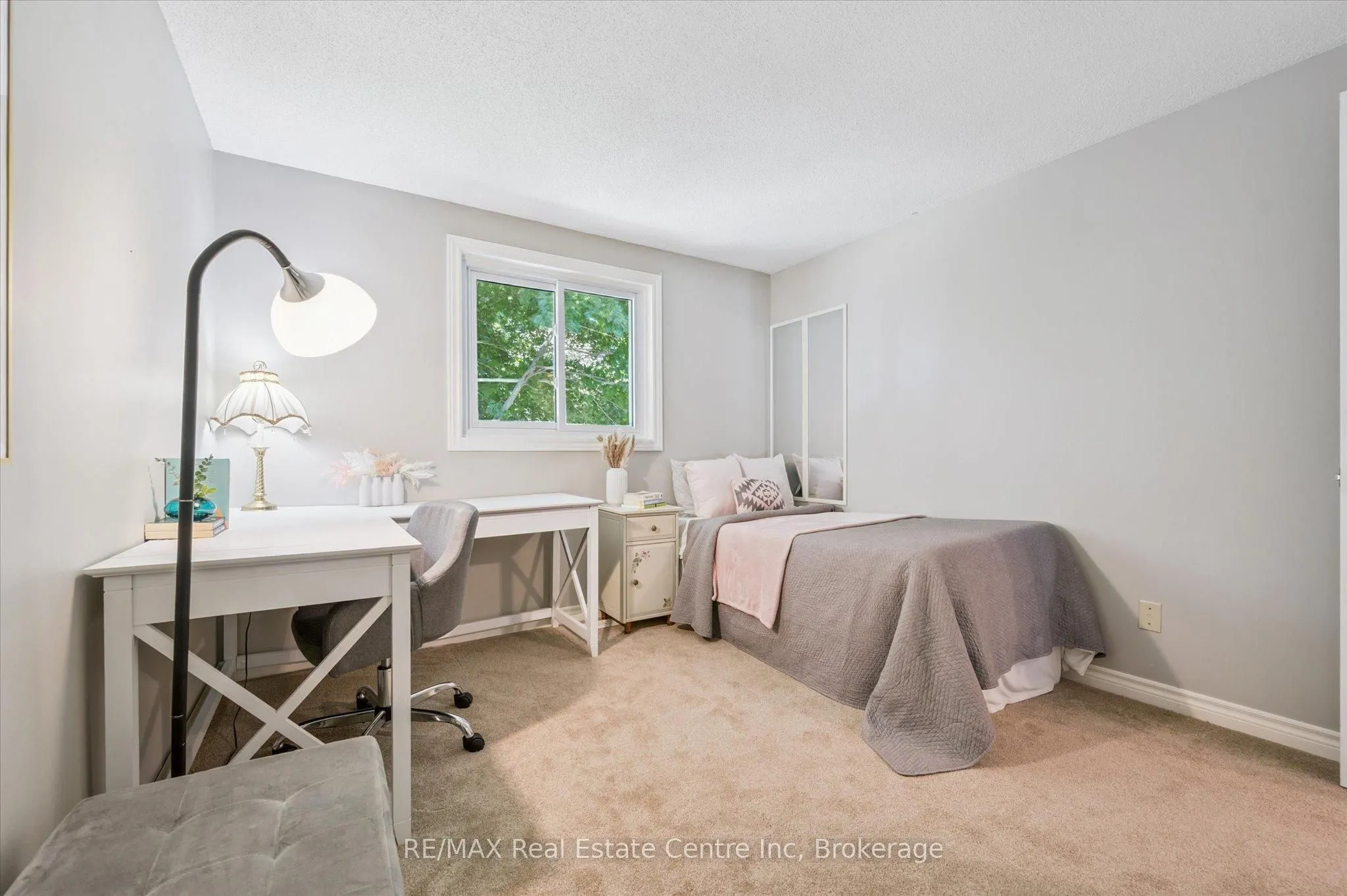 158 Barnicke Drive