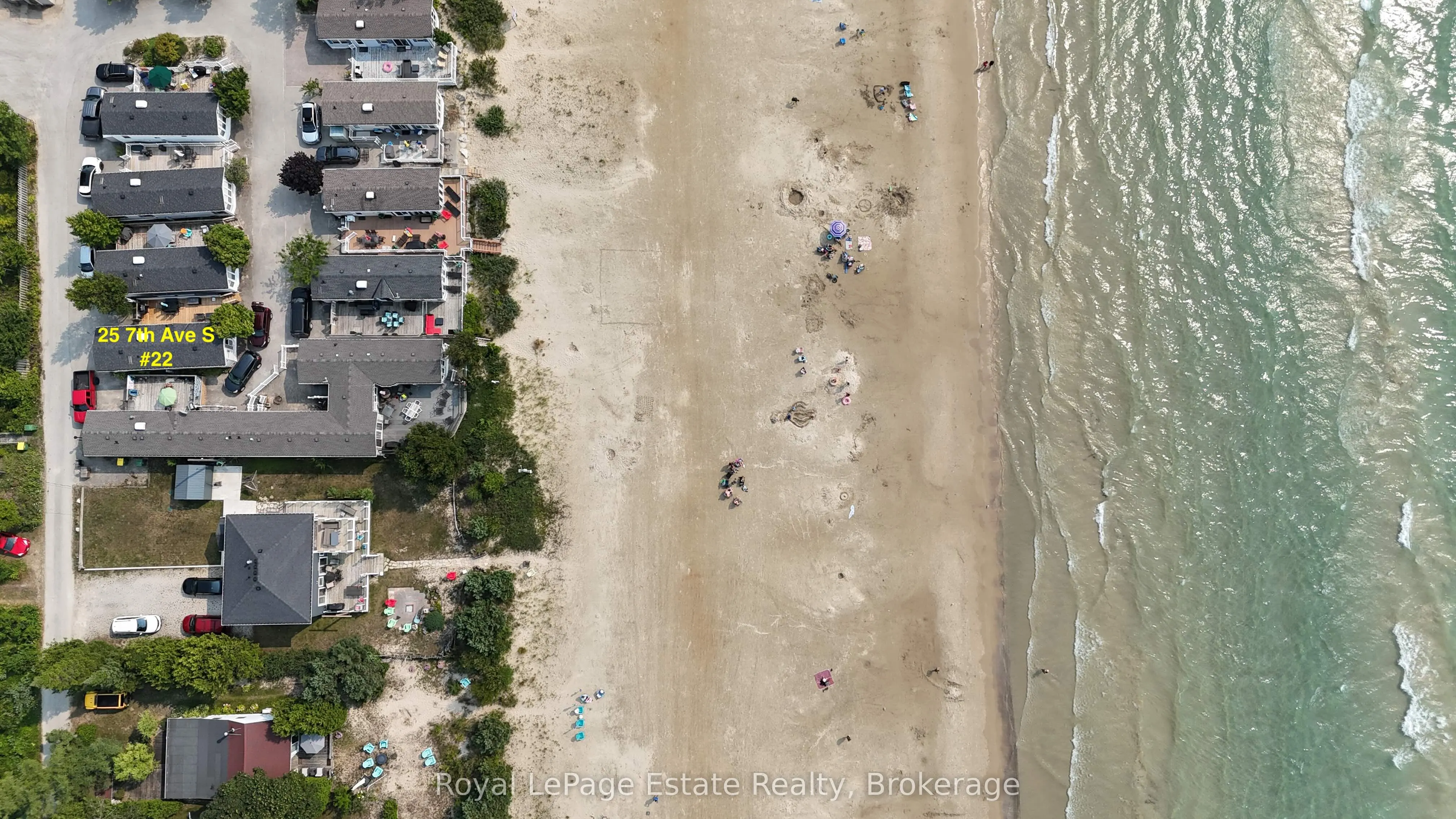 25 7th Avenue S, #22