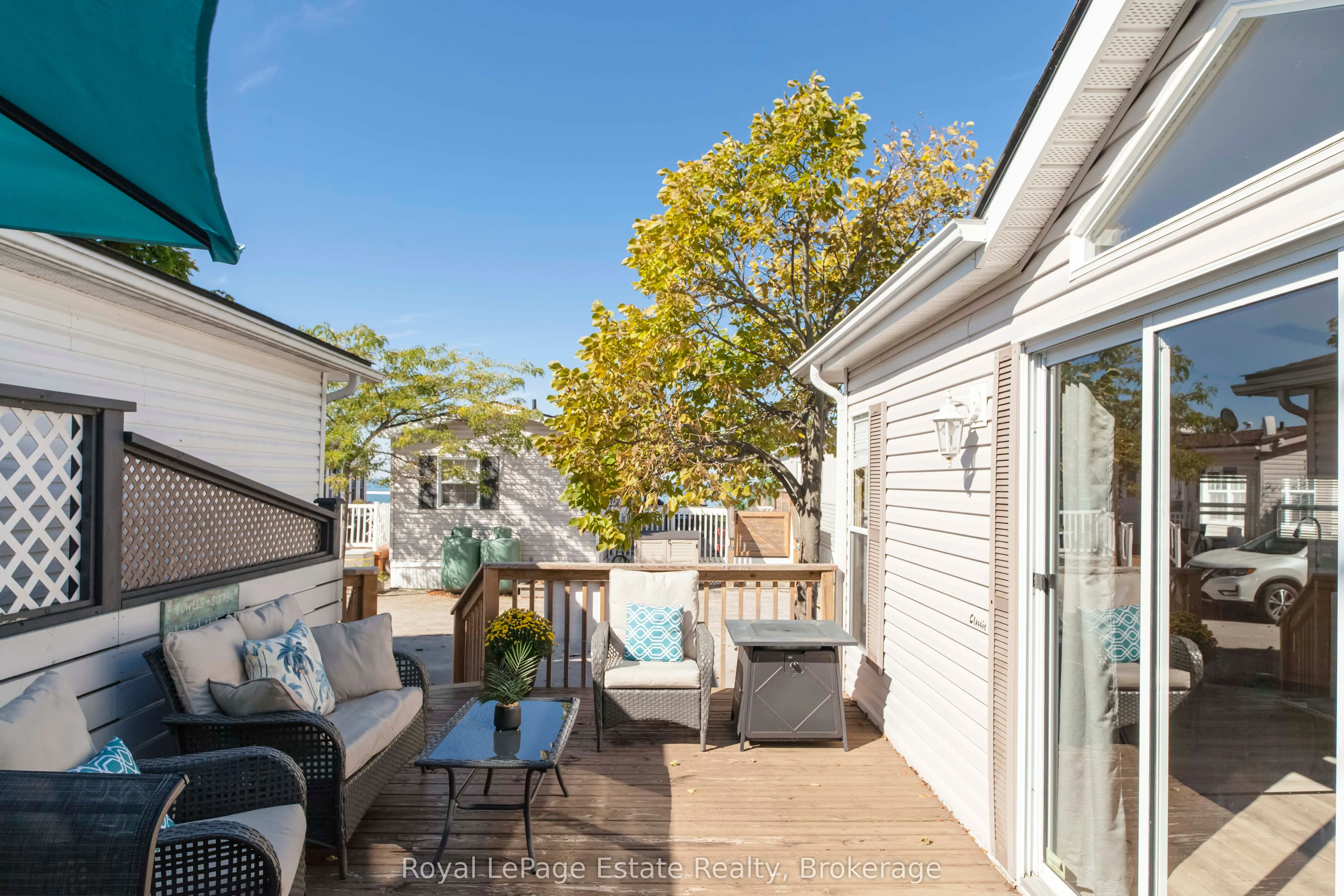 25 7th Avenue S, #22