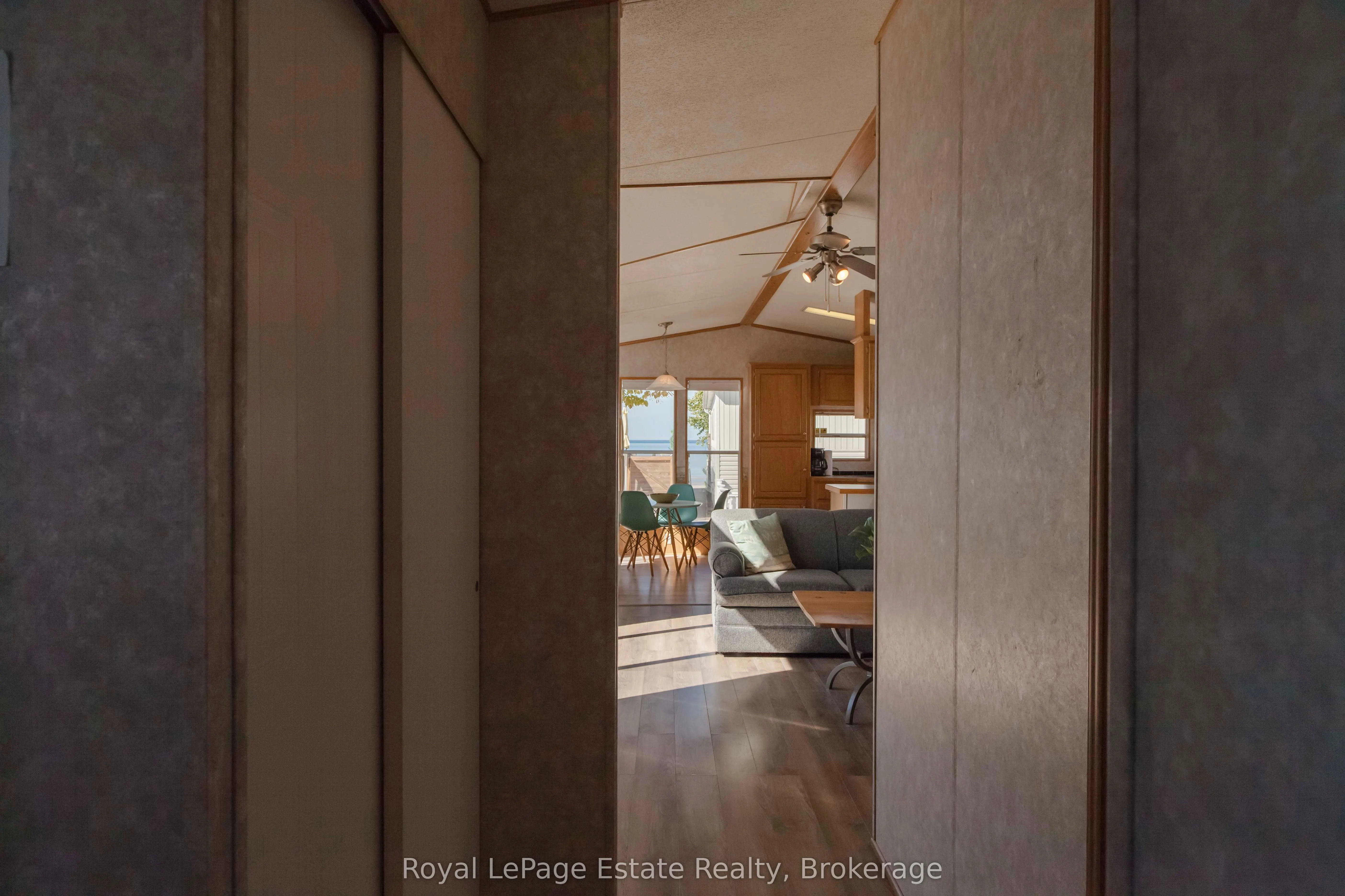 25 7th Avenue S, #22
