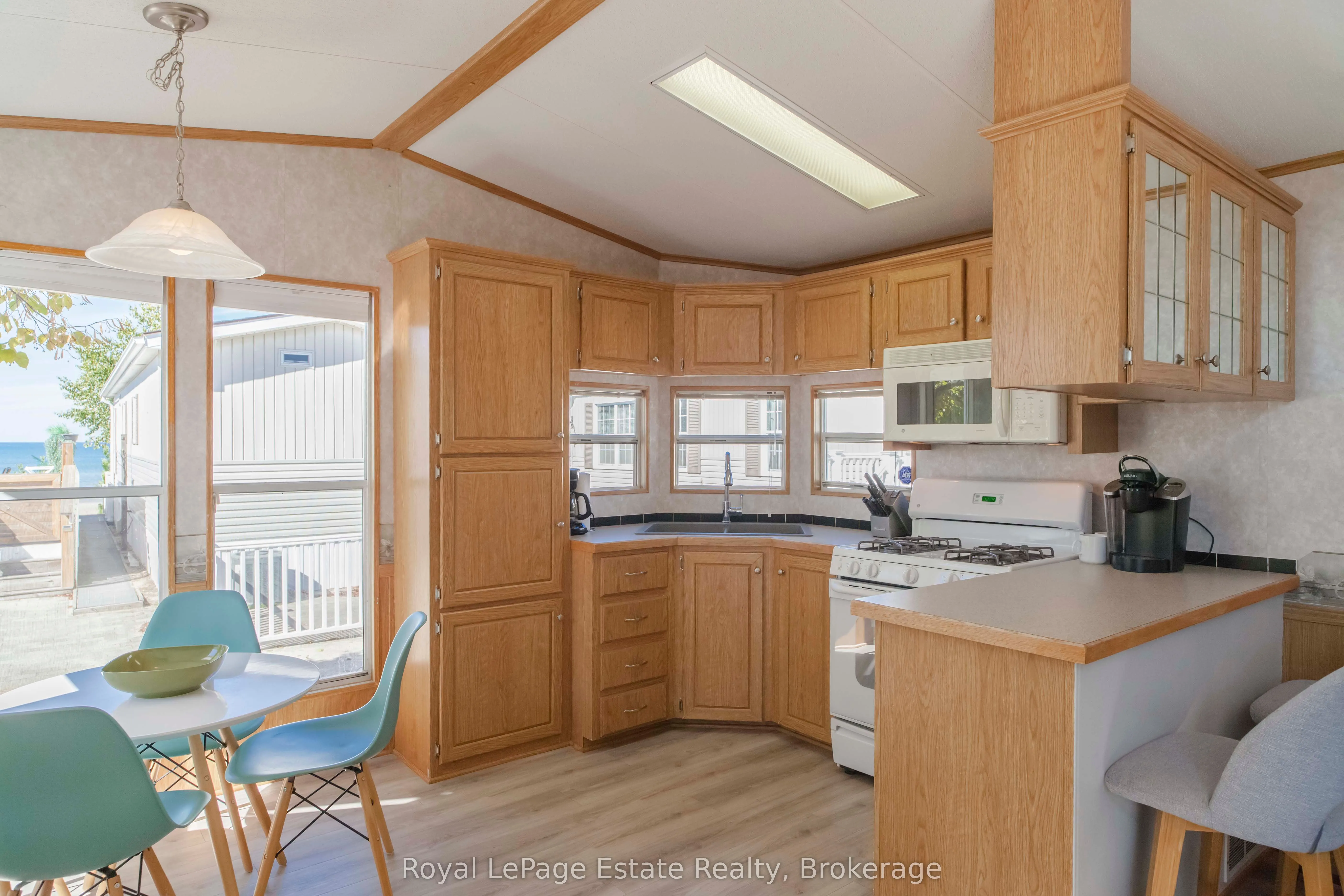 25 7th Avenue S, #22
