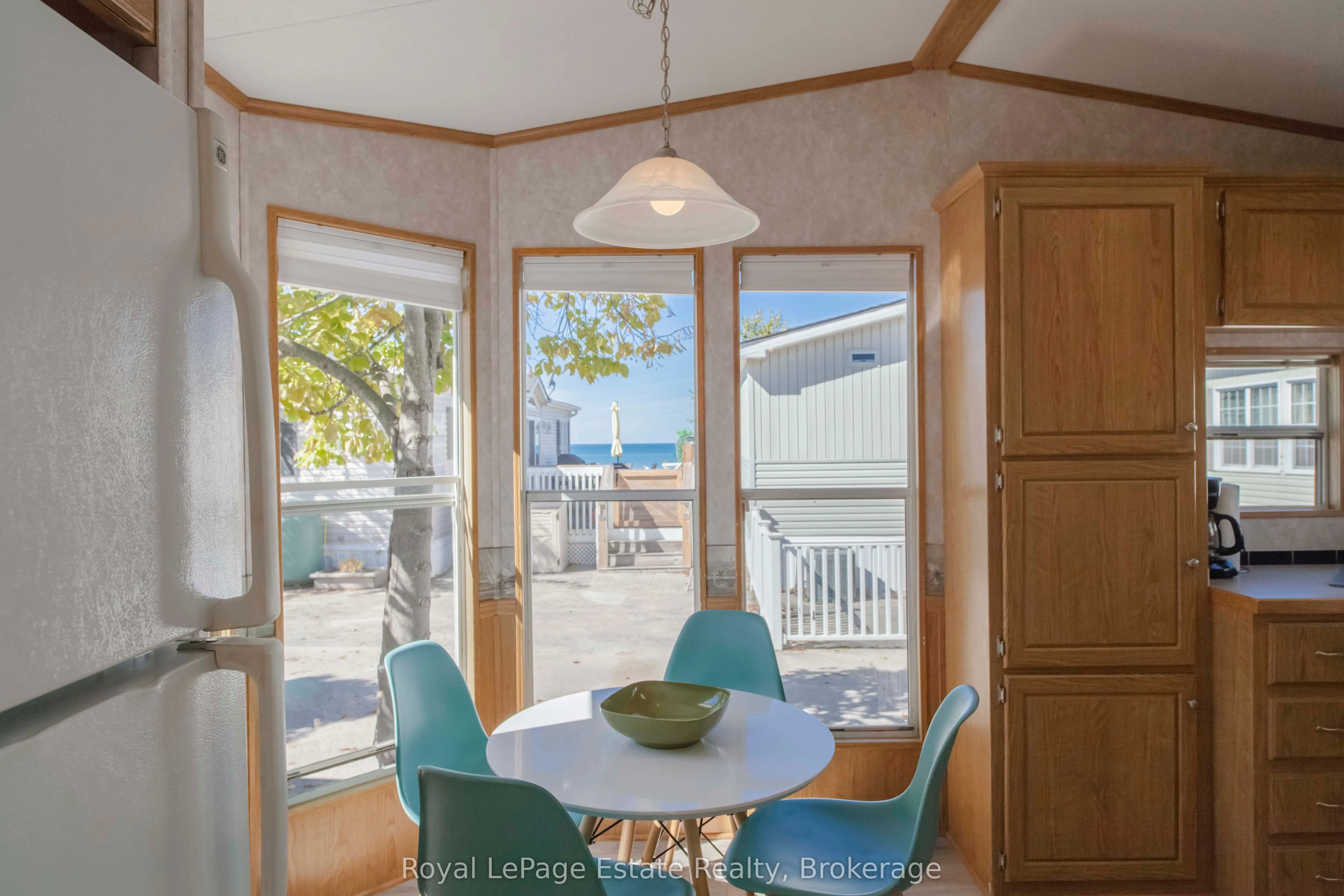 25 7th Avenue S, #22