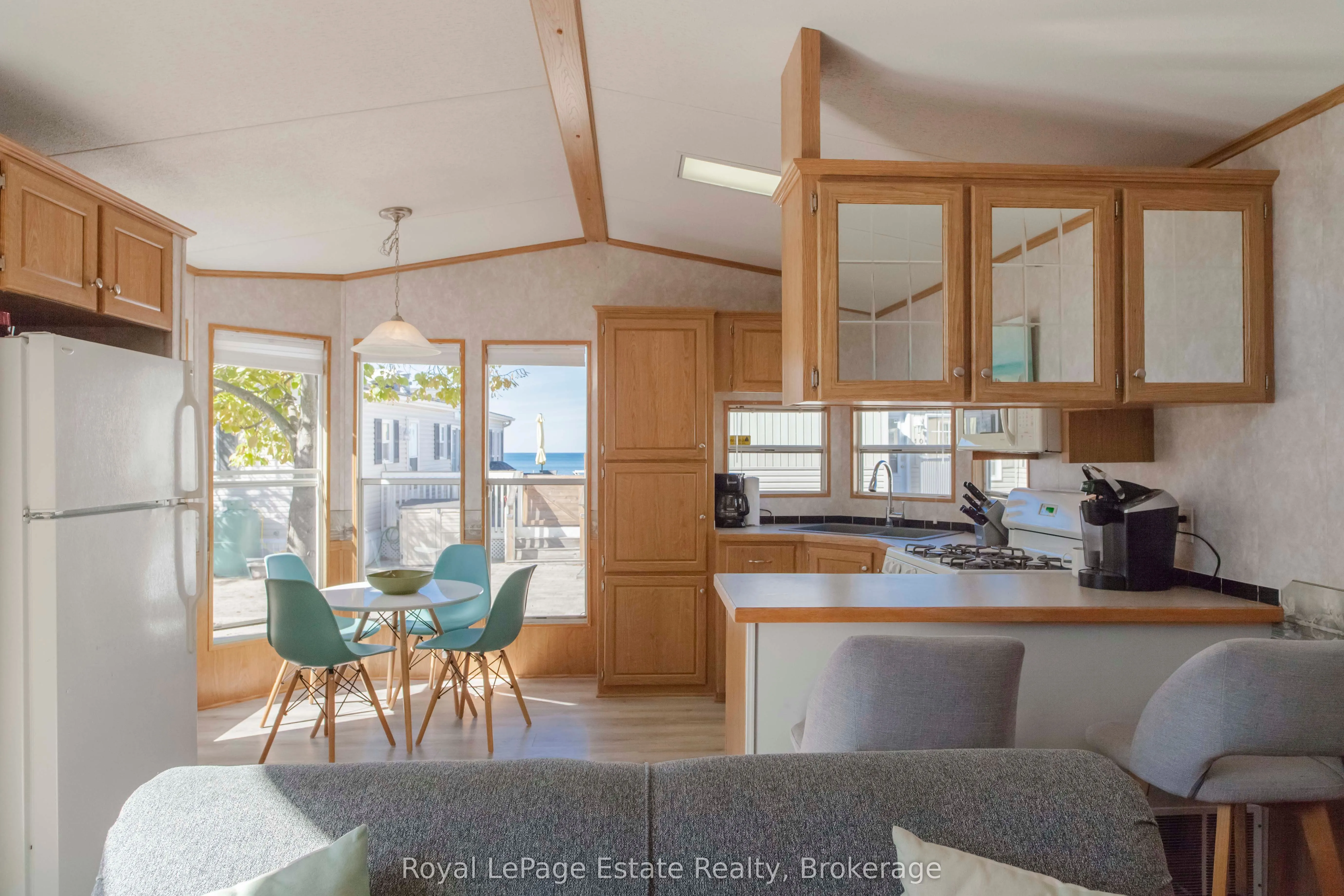 25 7th Avenue S, #22
