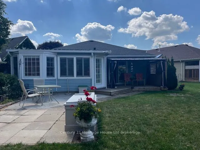 65 Edwin Crescent