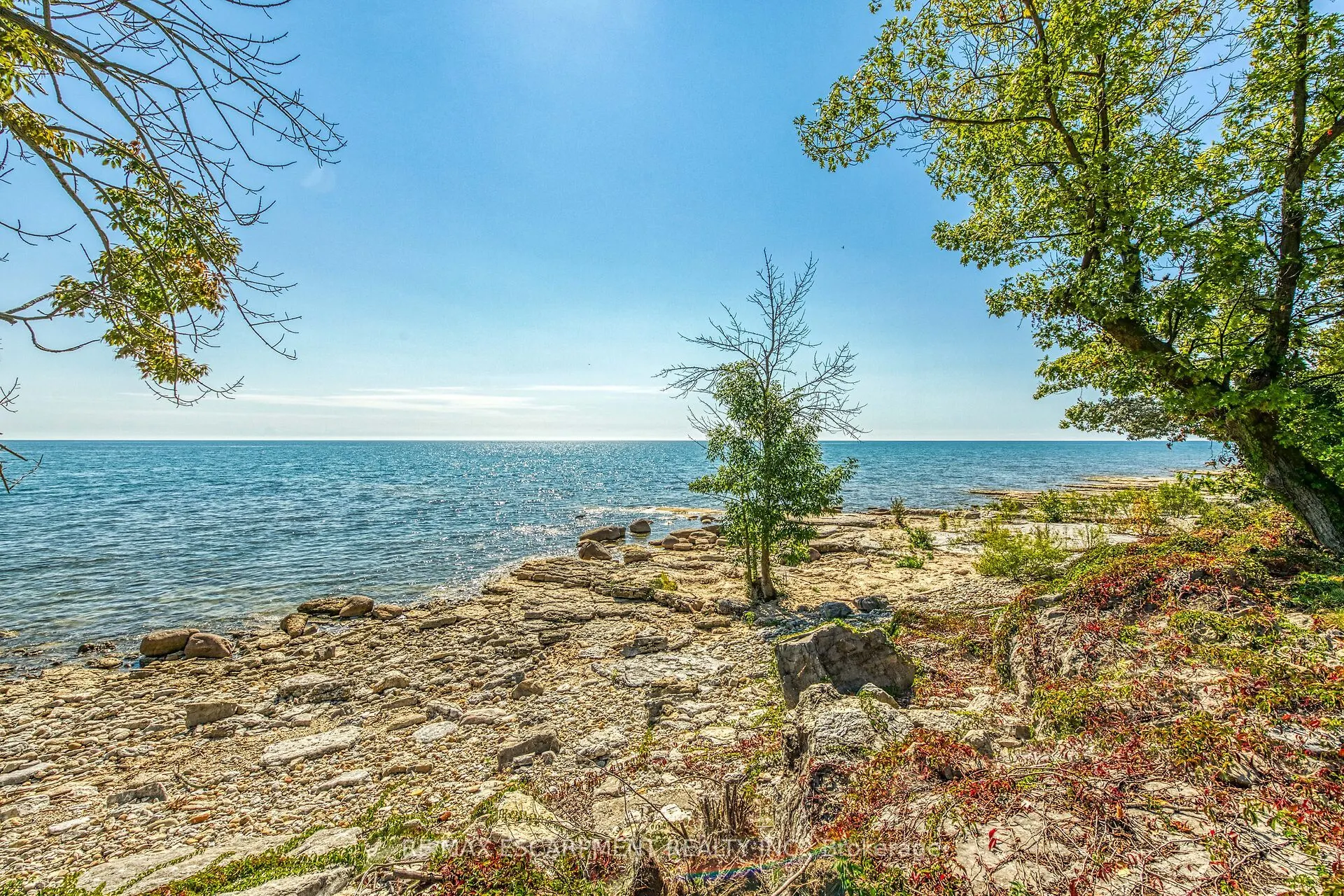 1645 Lakeshore Road