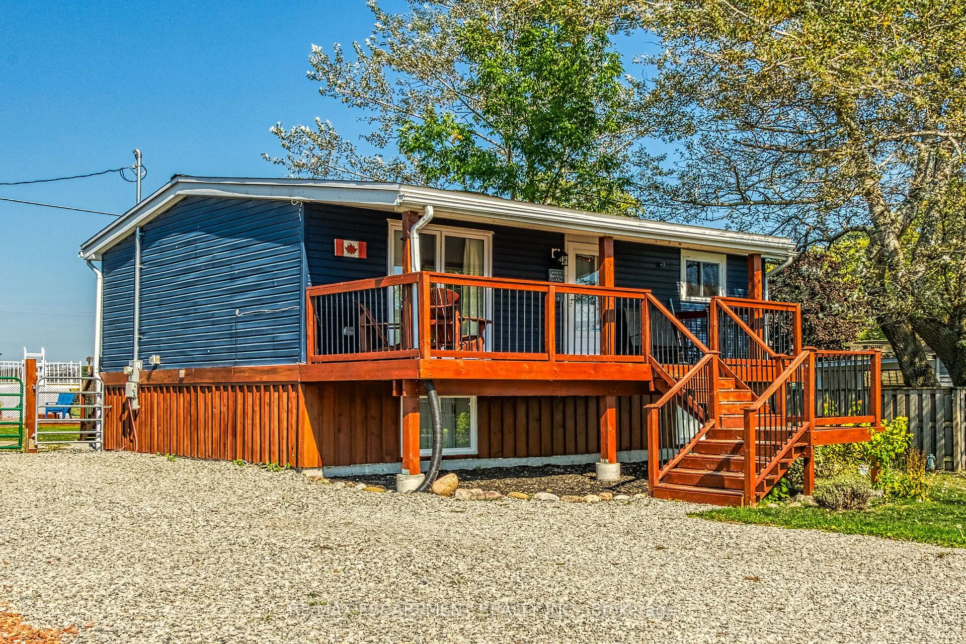 1645 Lakeshore Road