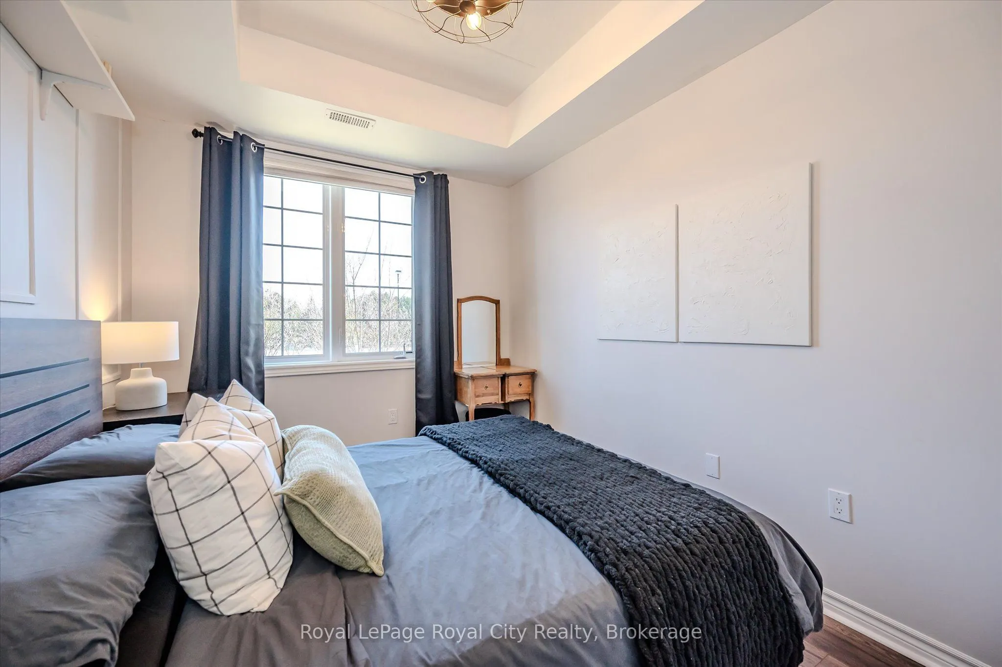 1077 Gordon Street, #123