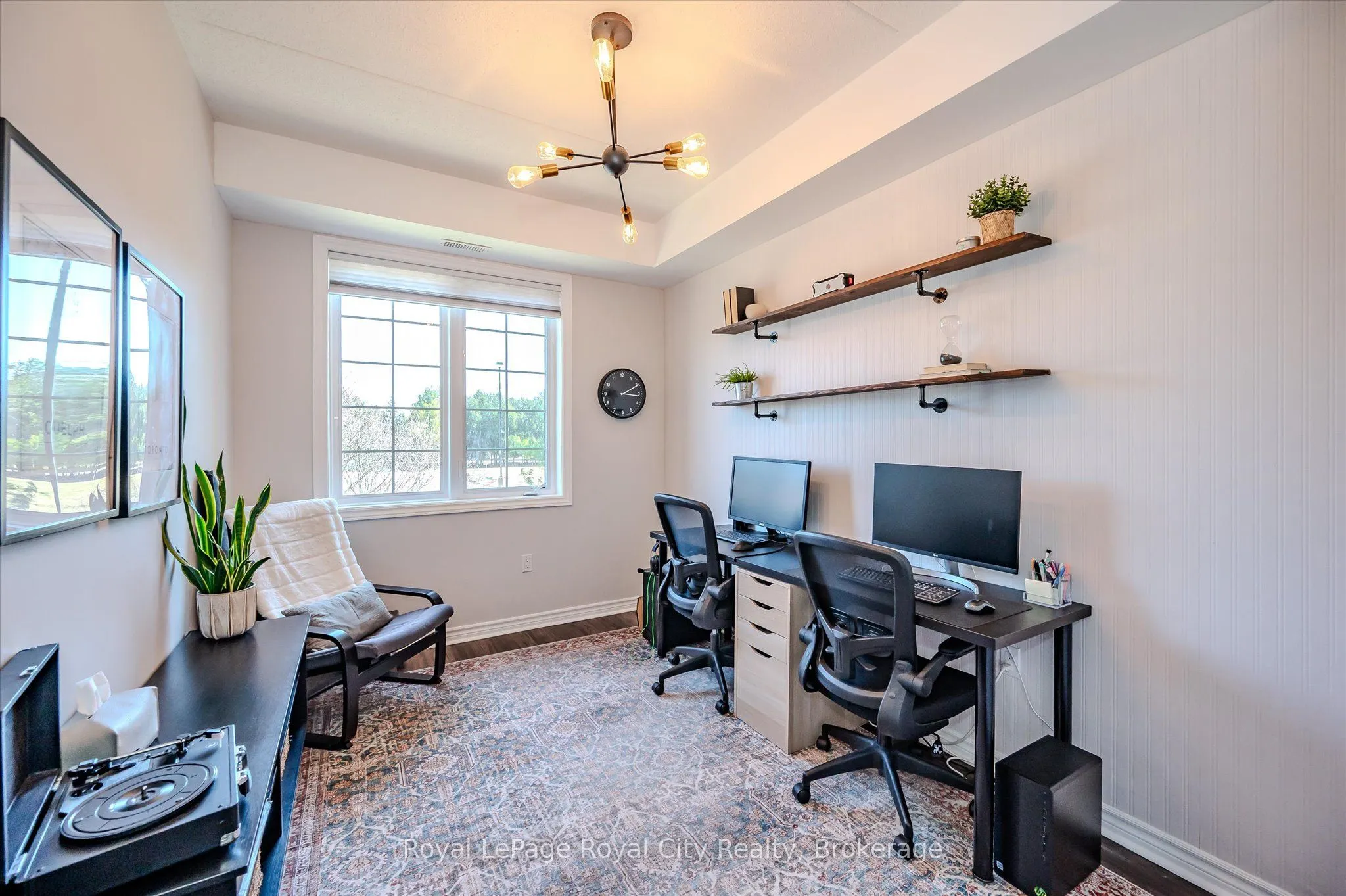 1077 Gordon Street, #123