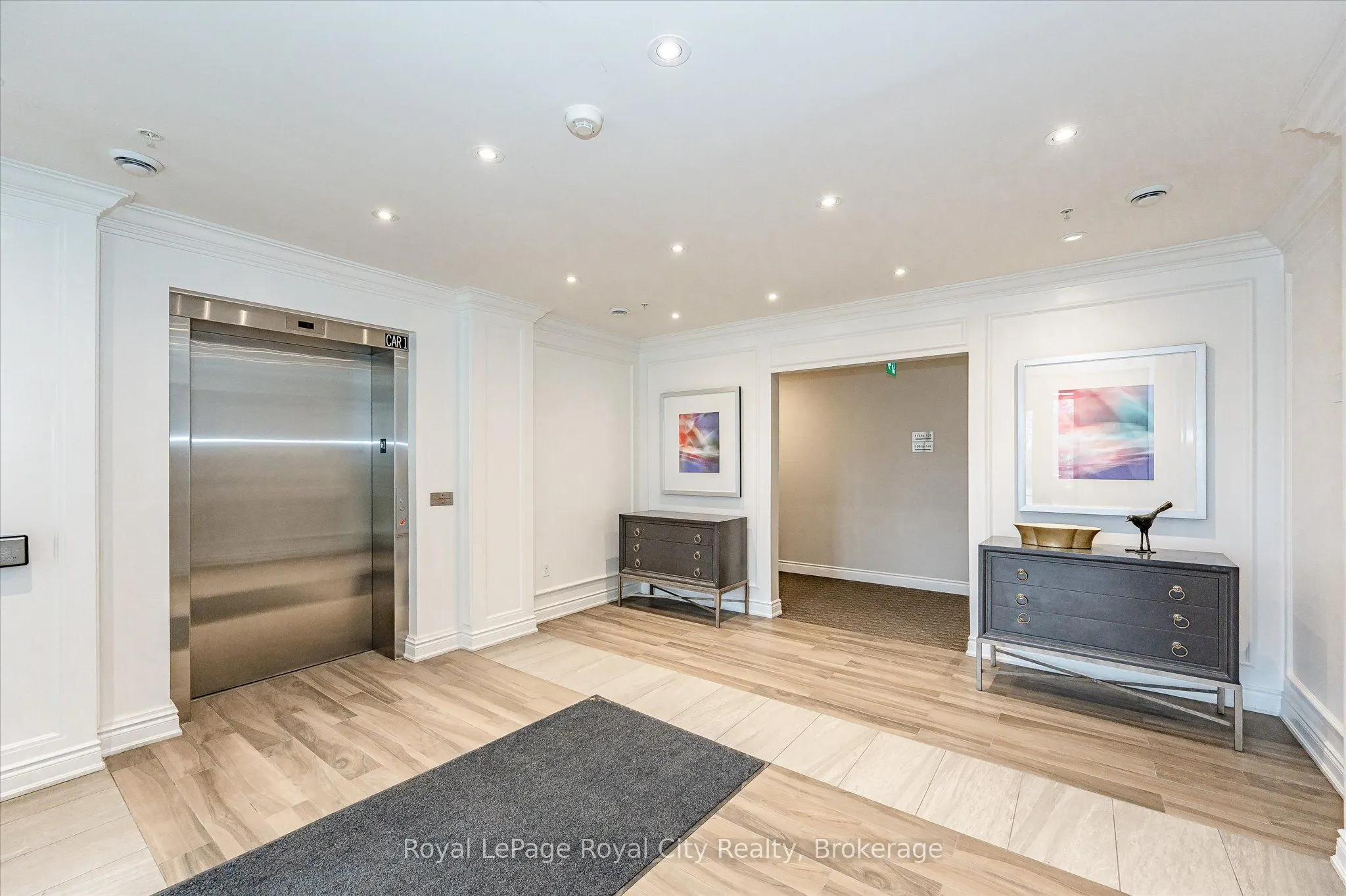 1077 Gordon Street, #123