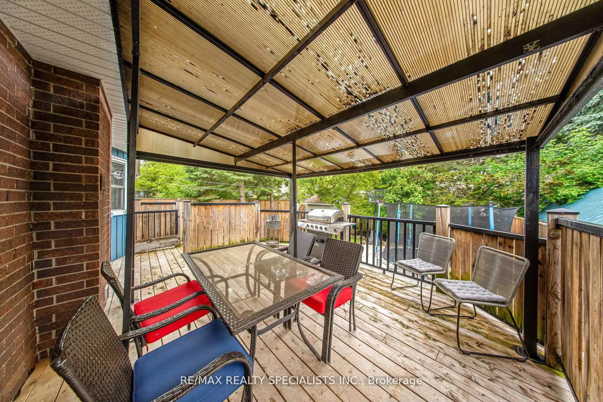 99 Pinnacle Drive