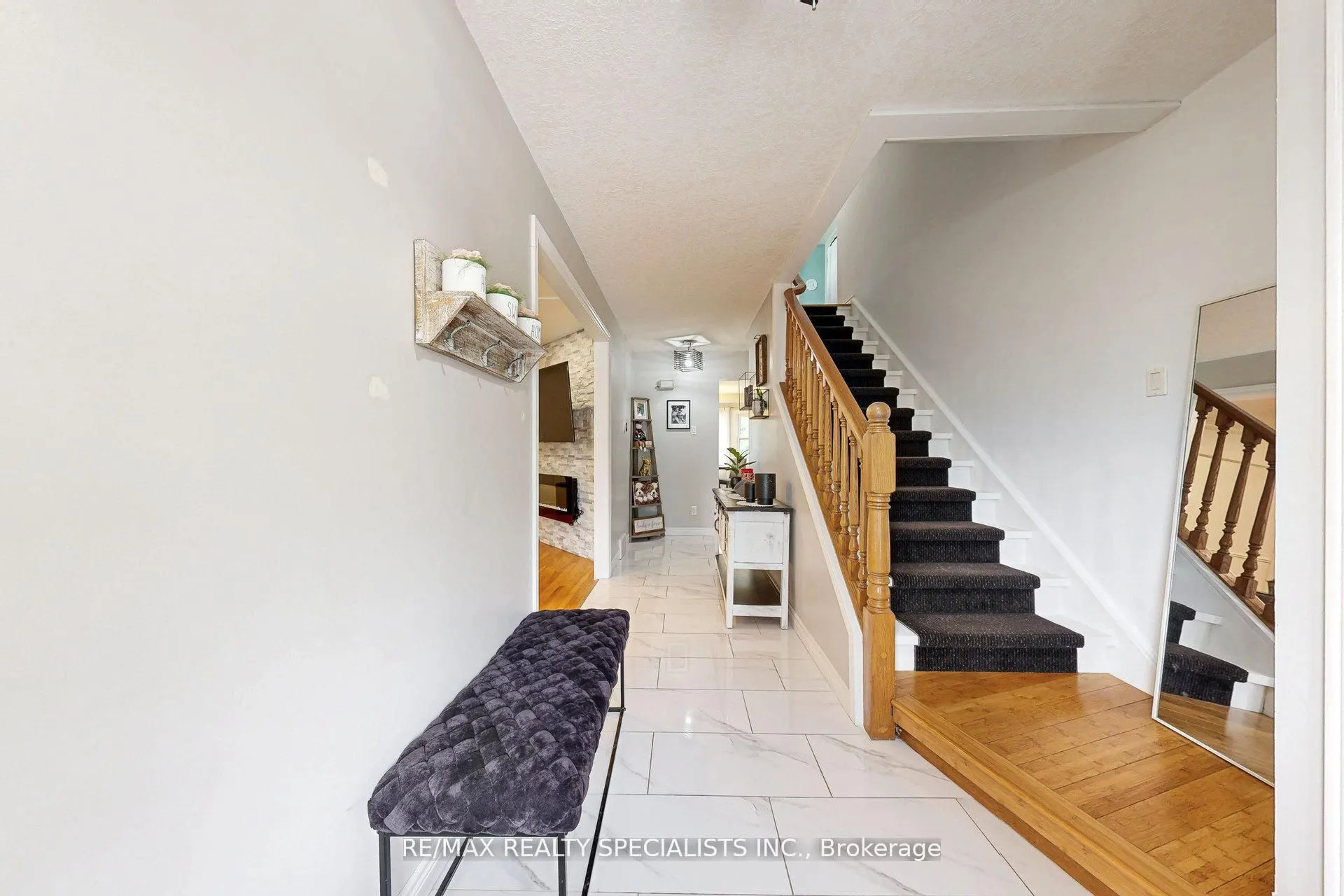 99 Pinnacle Drive