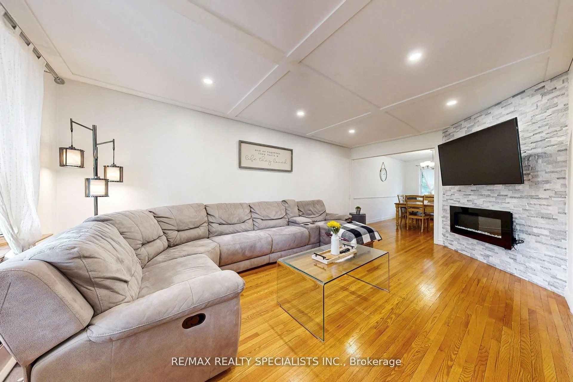 99 Pinnacle Drive