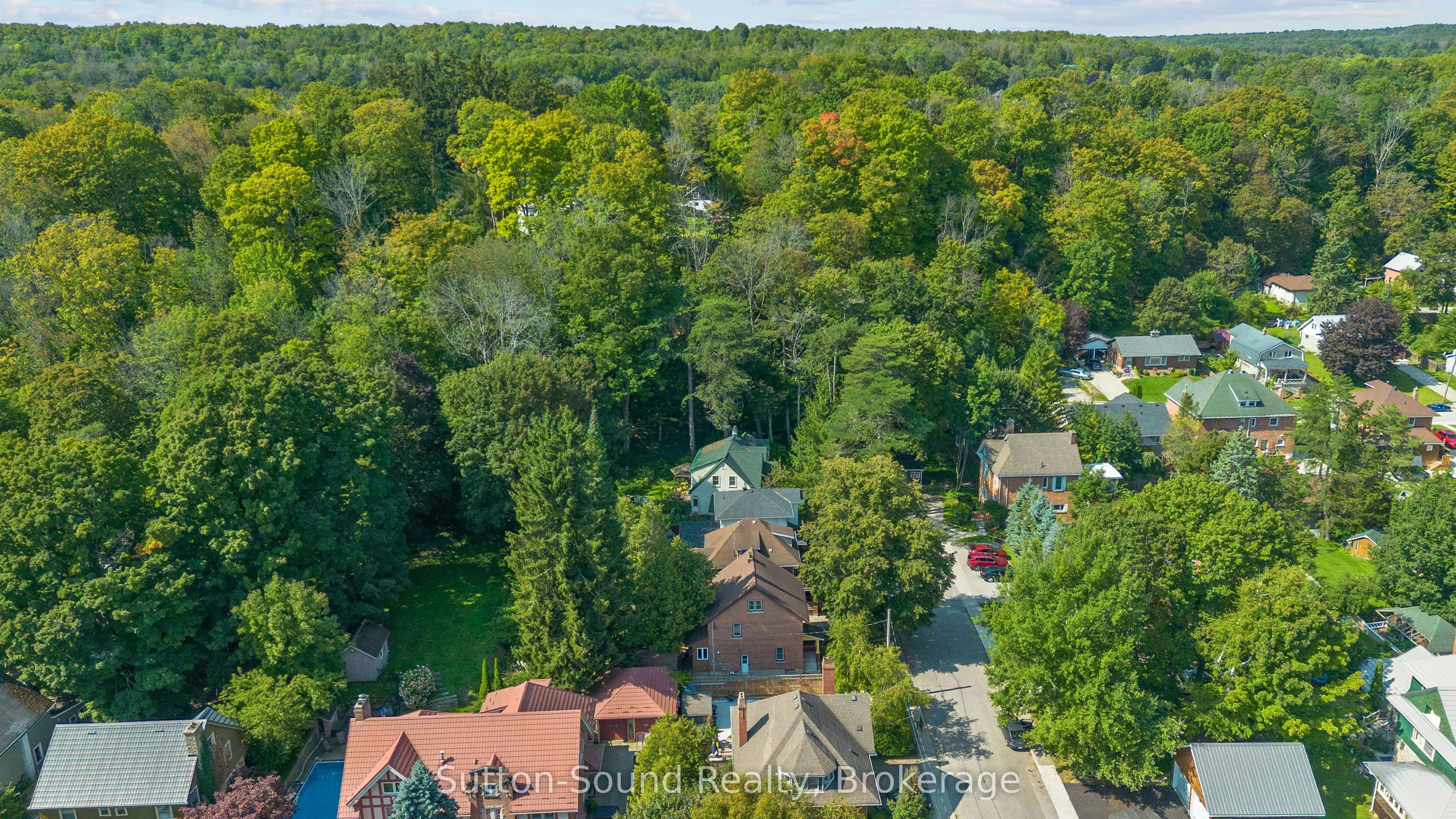 235 7th Street W