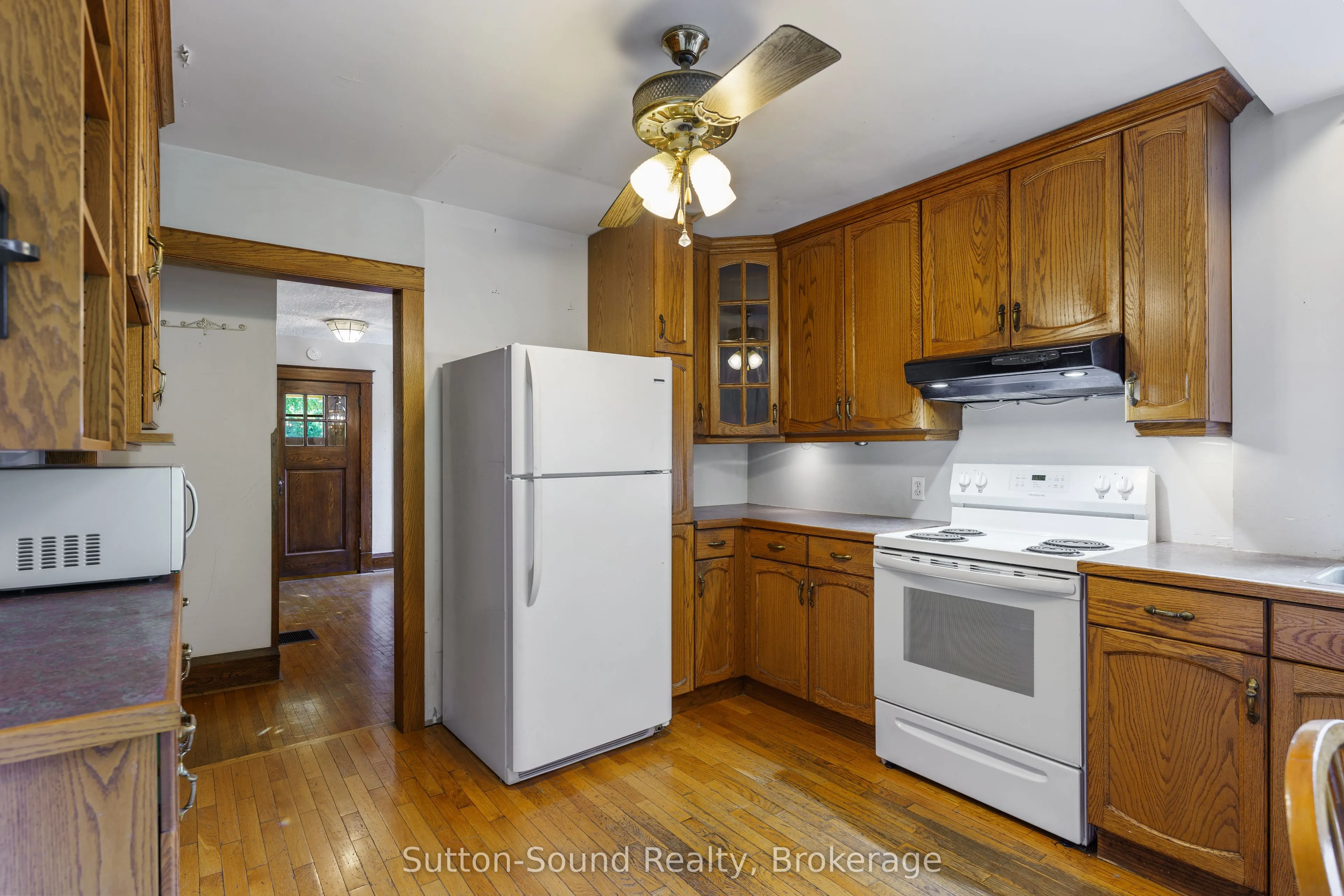235 7th Street W