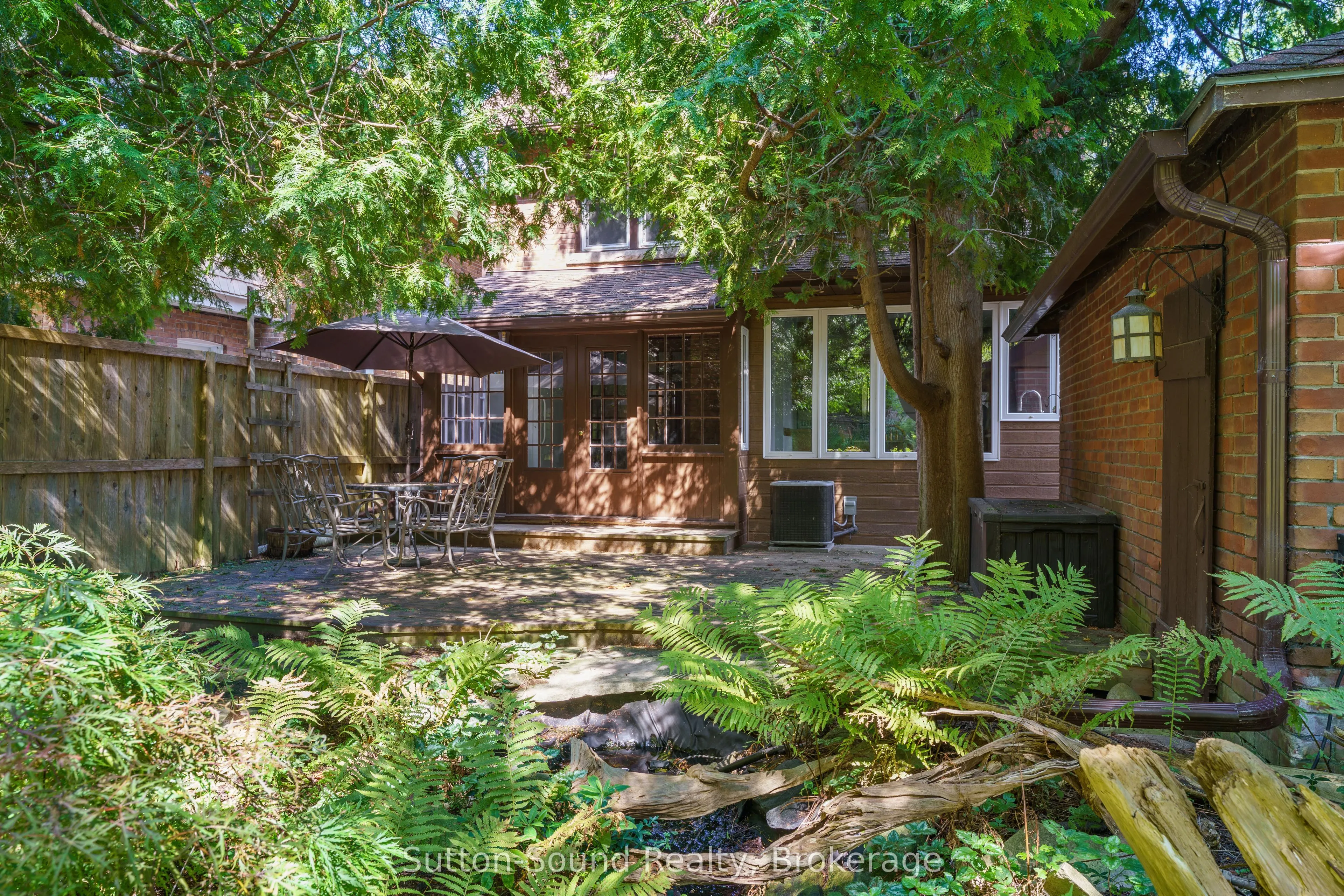 235 7th Street W