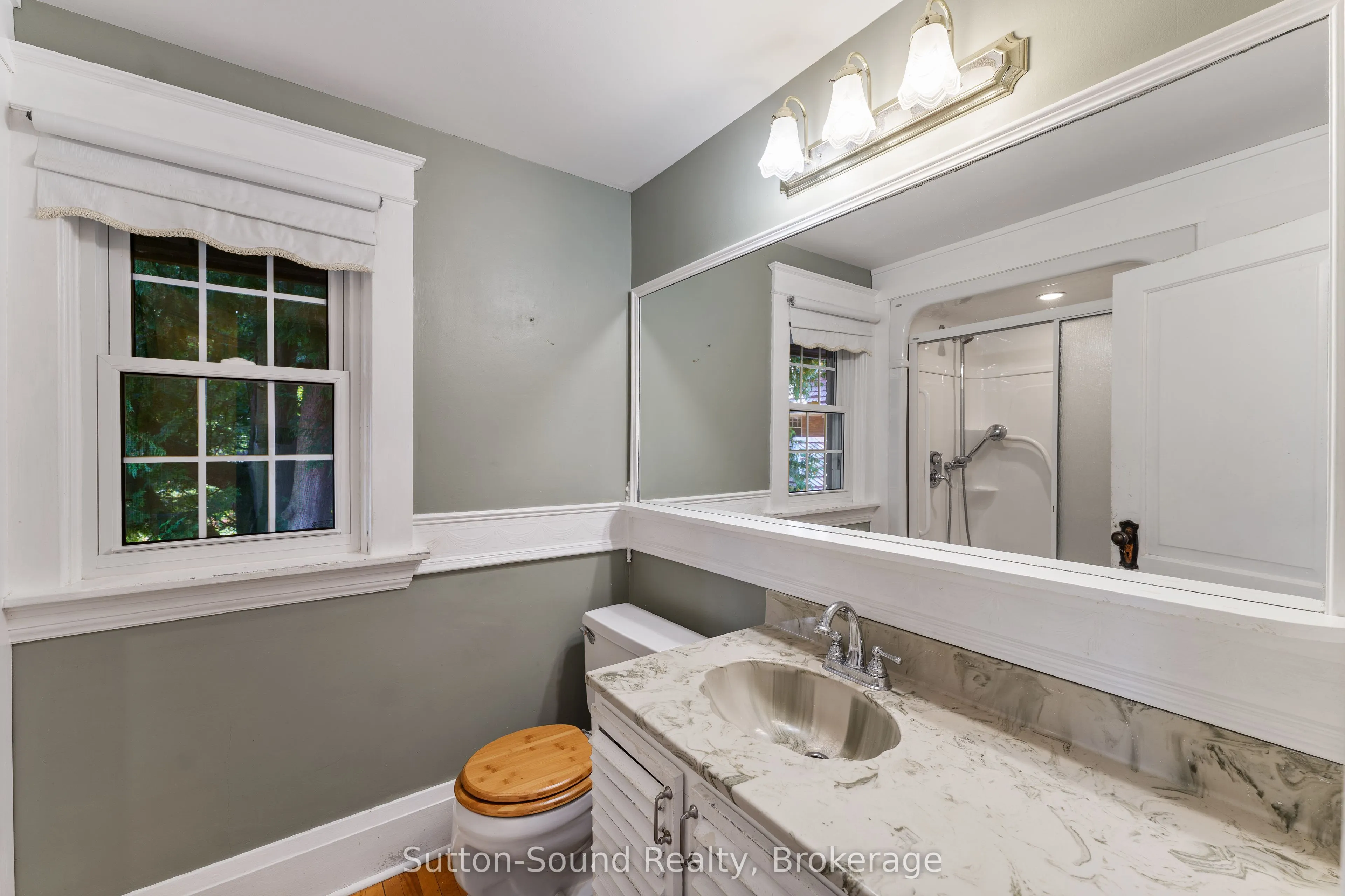 235 7th Street W