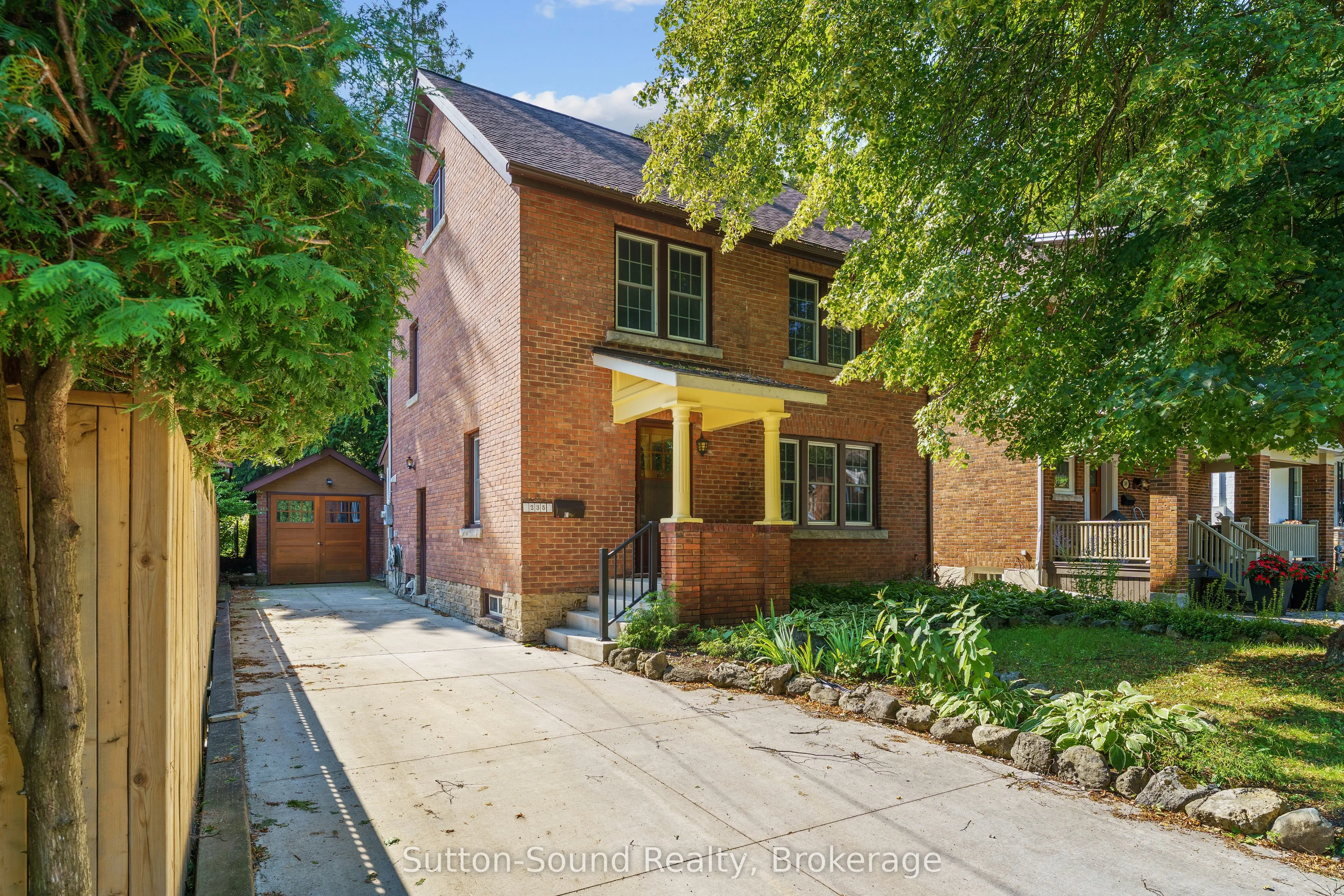 235 7th Street W