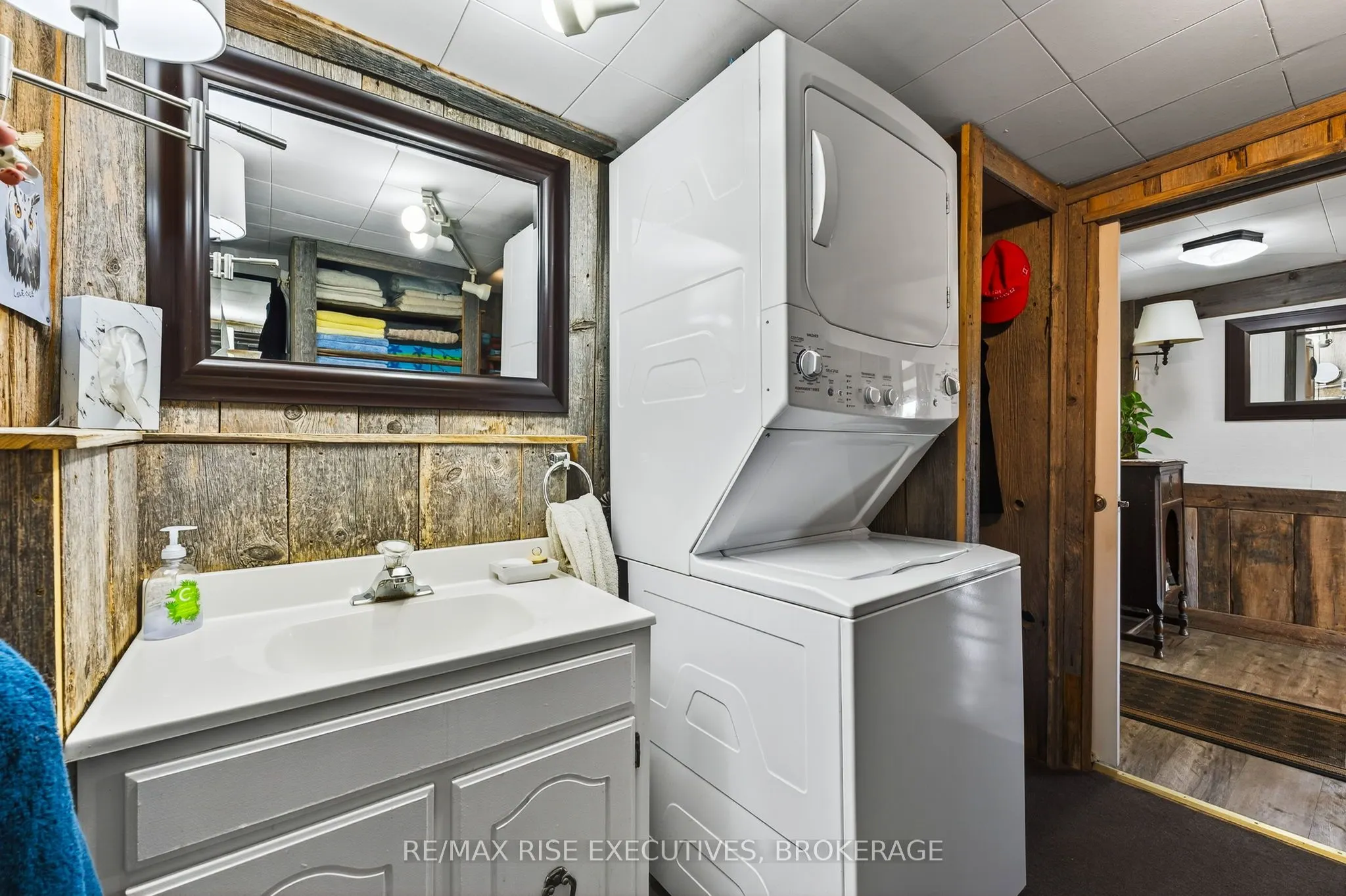 4121 Graham Road