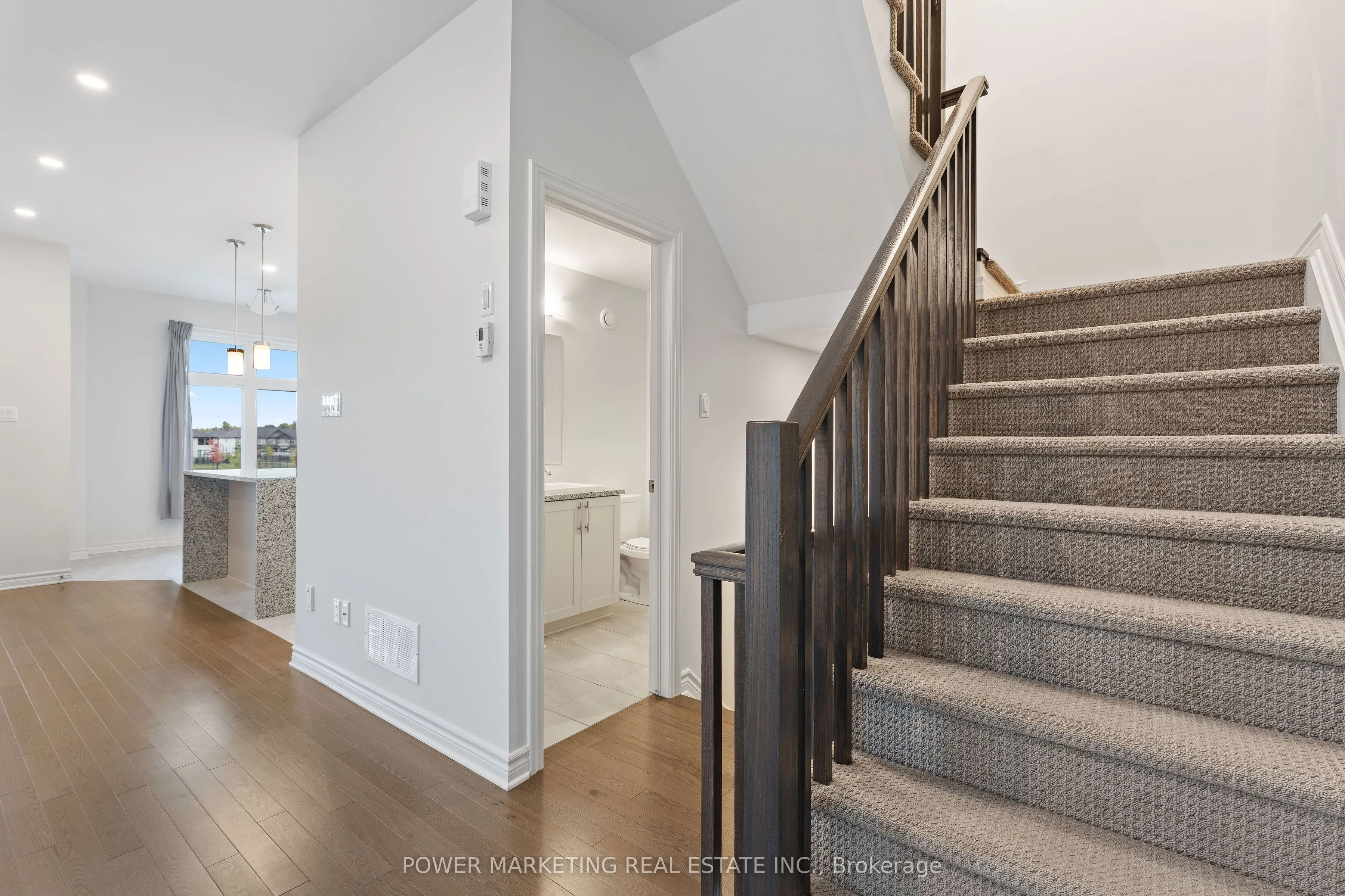 875 COULOIR Road