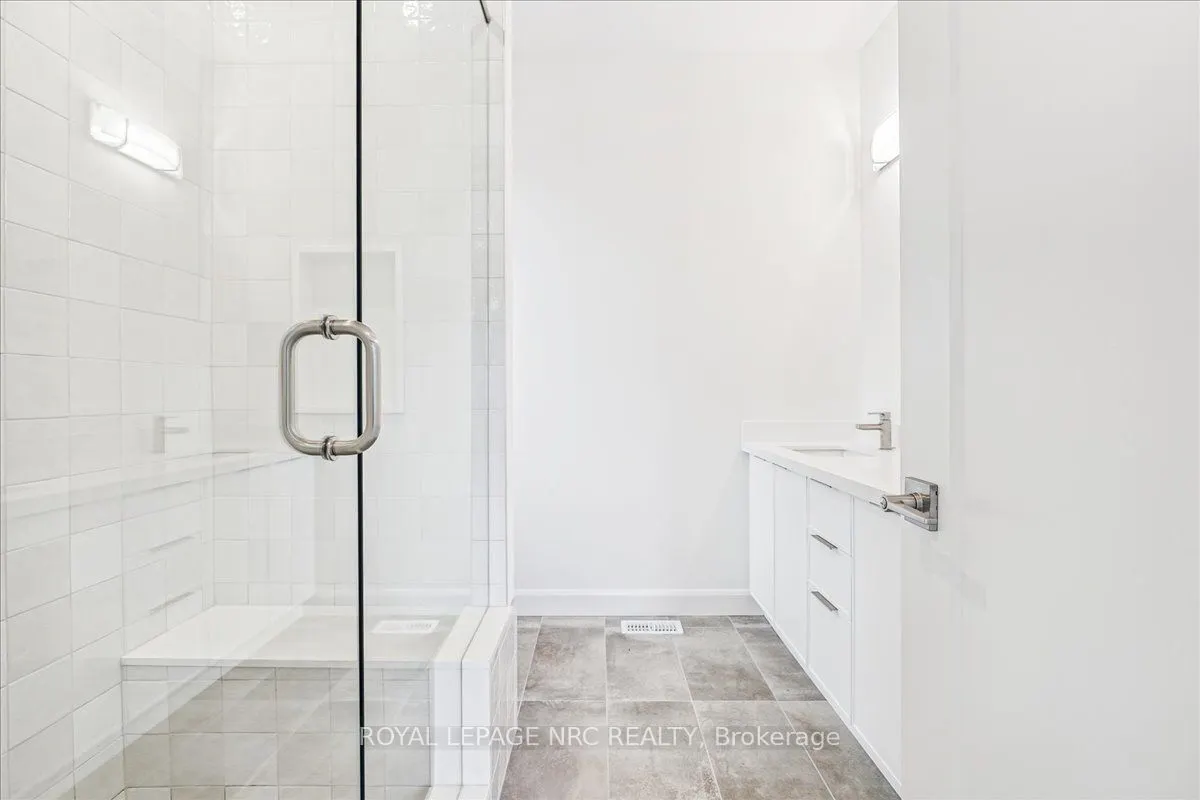 63 Beachwalk Crescent