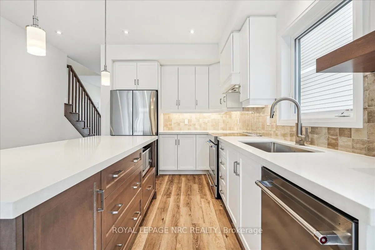 63 Beachwalk Crescent