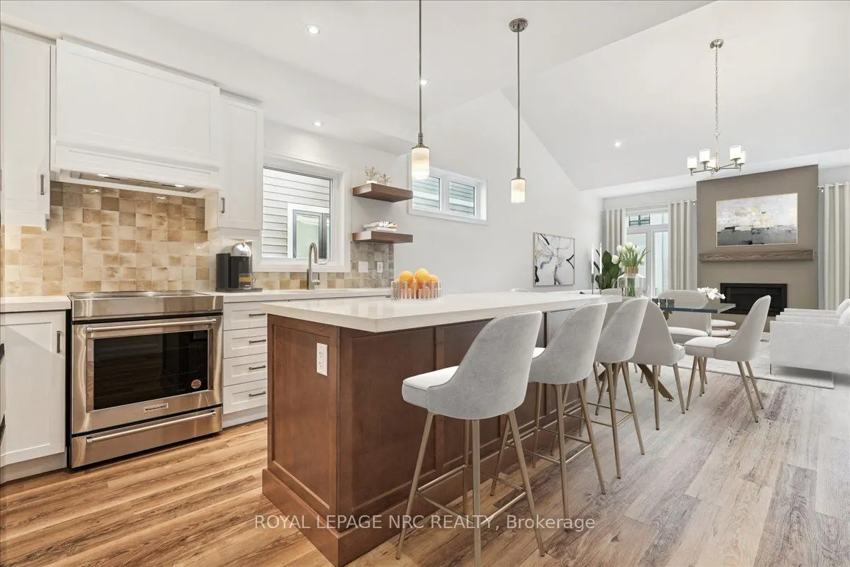63 Beachwalk Crescent