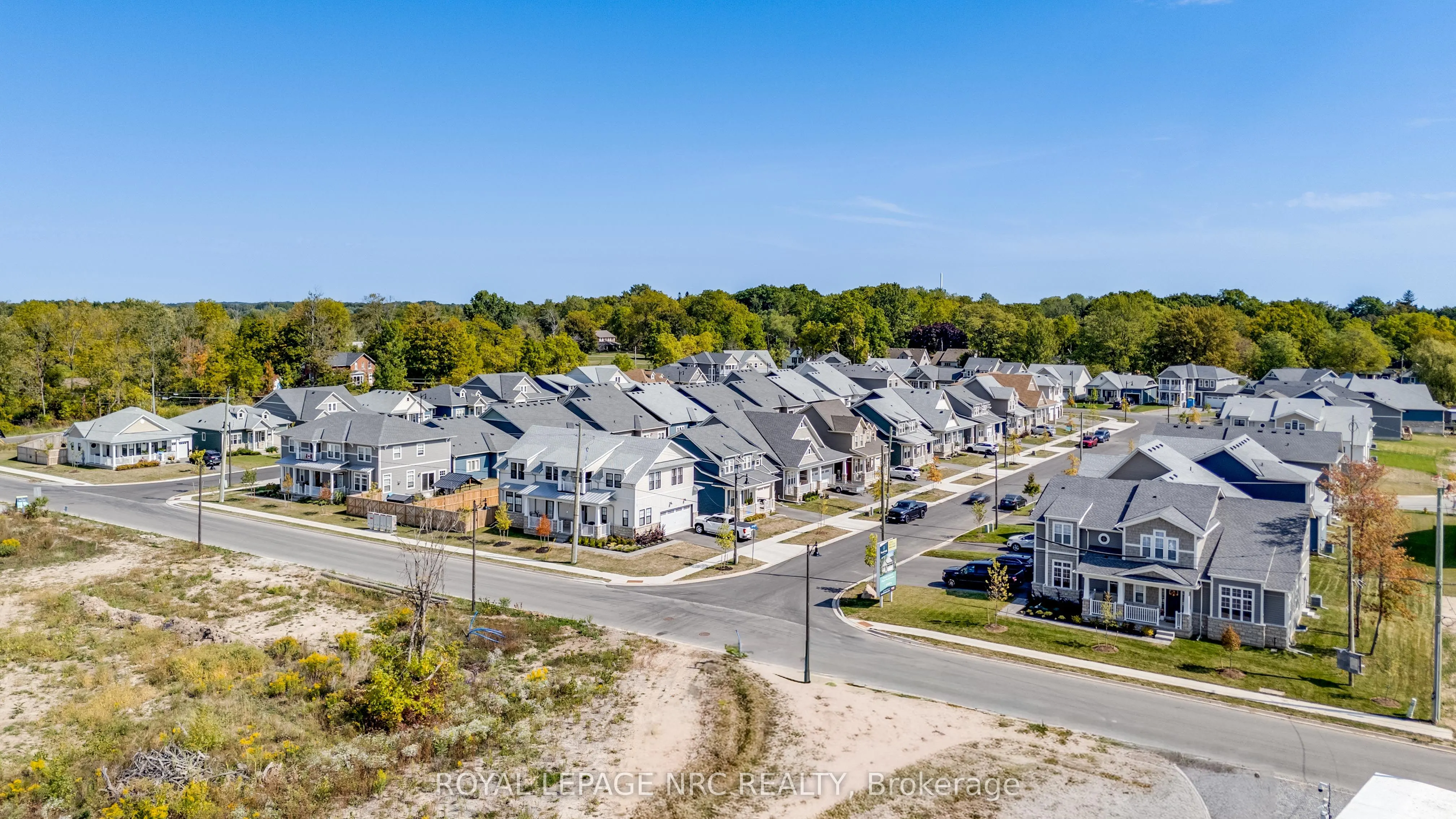 63 Beachwalk Crescent