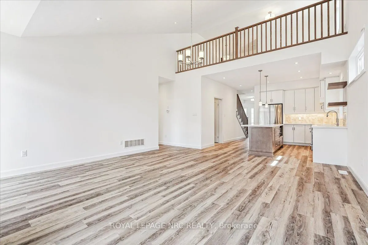 63 Beachwalk Crescent