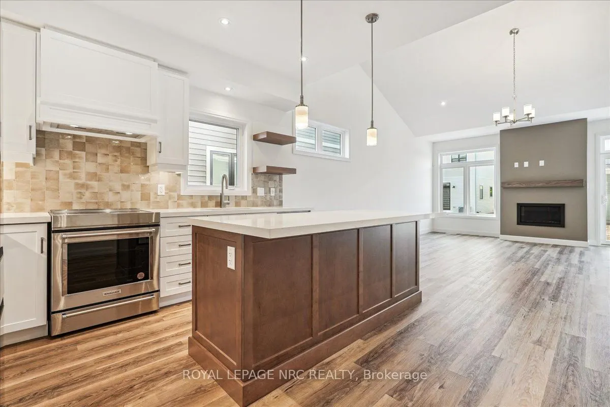 63 Beachwalk Crescent
