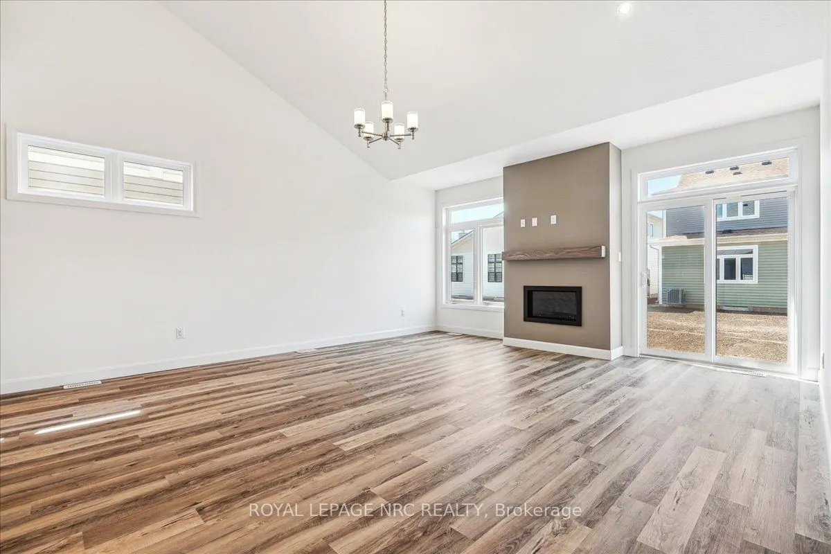 63 Beachwalk Crescent