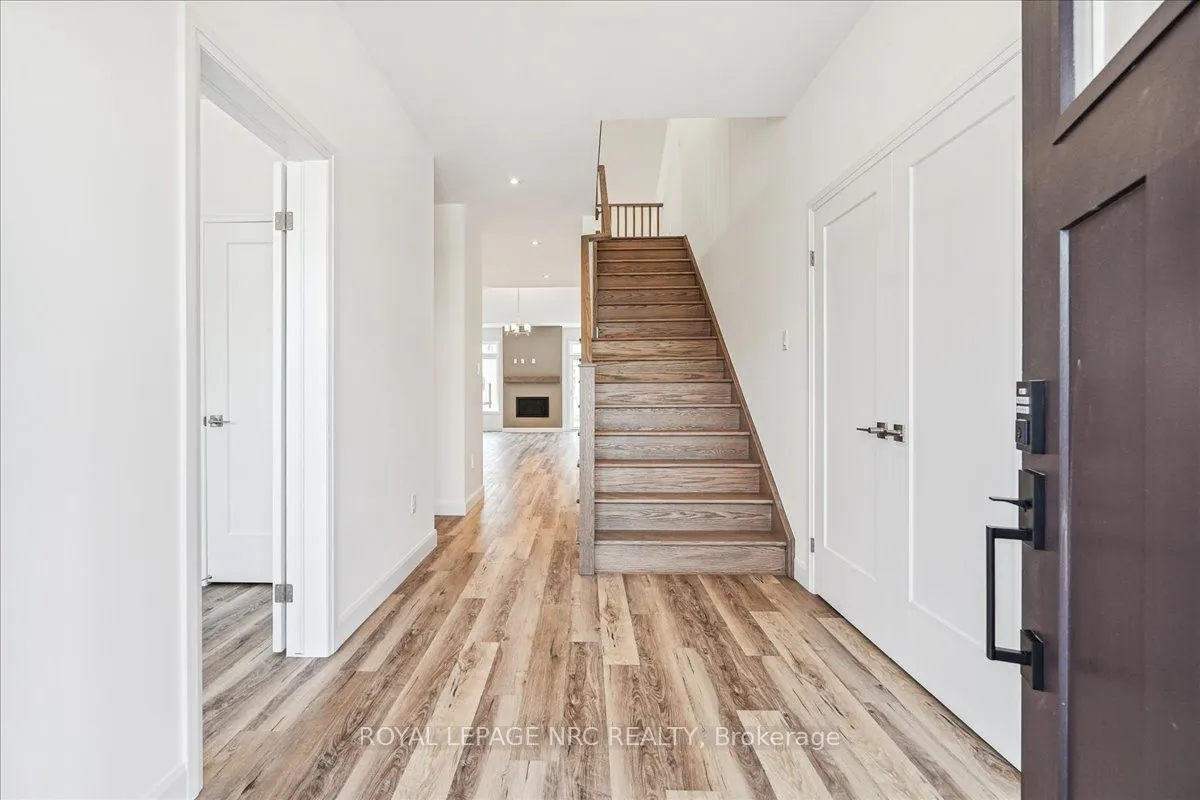 63 Beachwalk Crescent