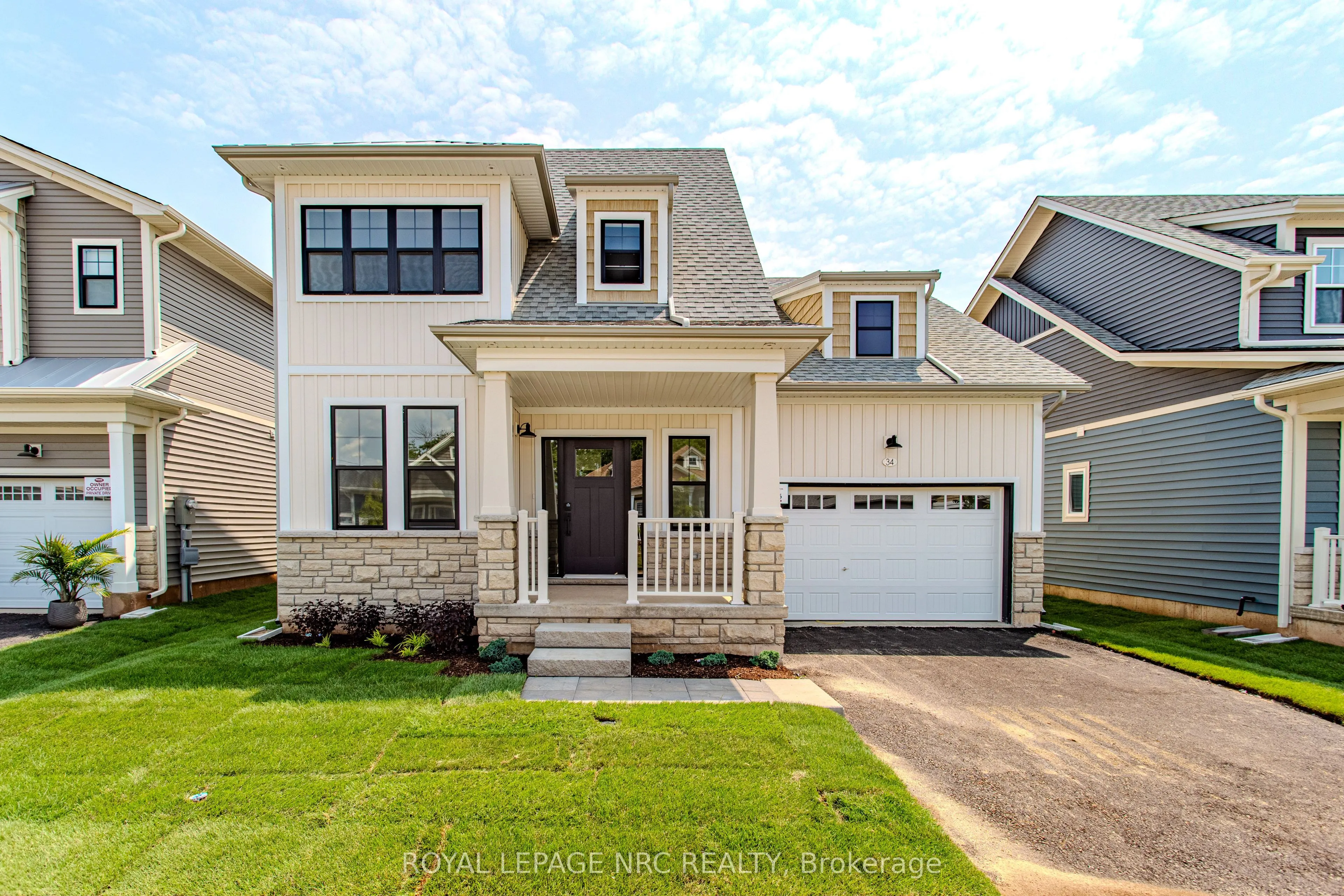 63 Beachwalk Crescent