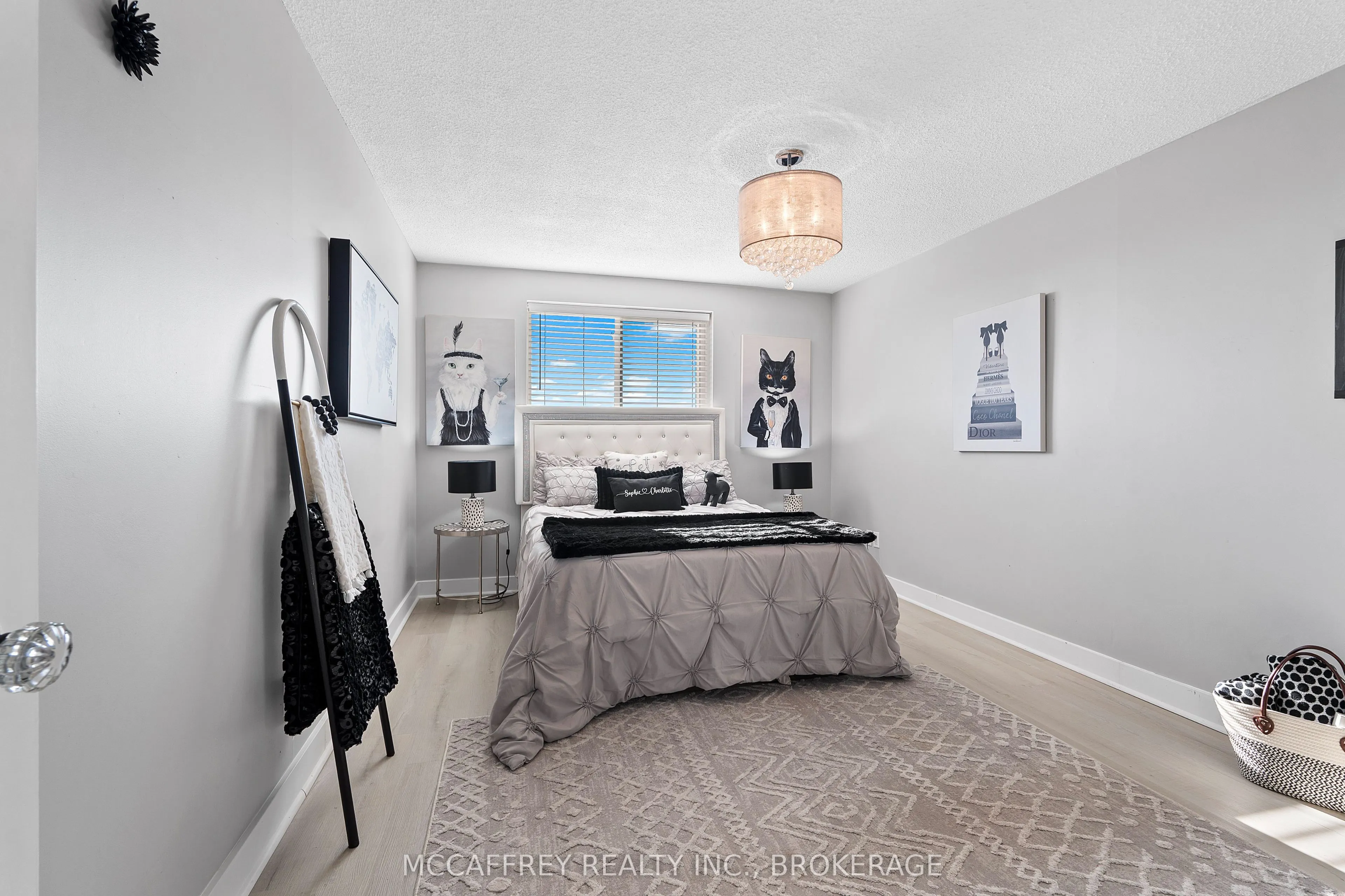 257 Bath Road, #1105
