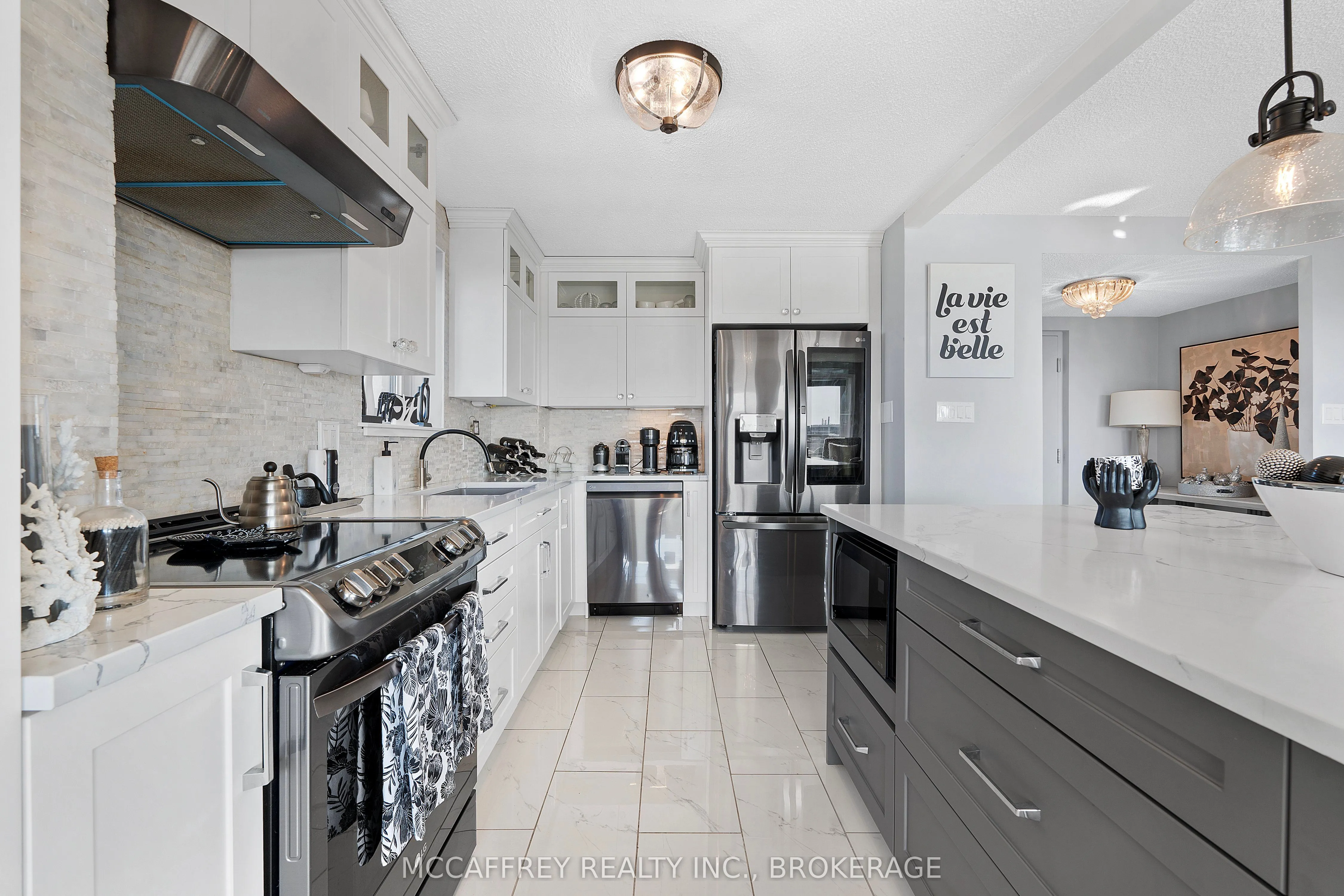 257 Bath Road, #1105