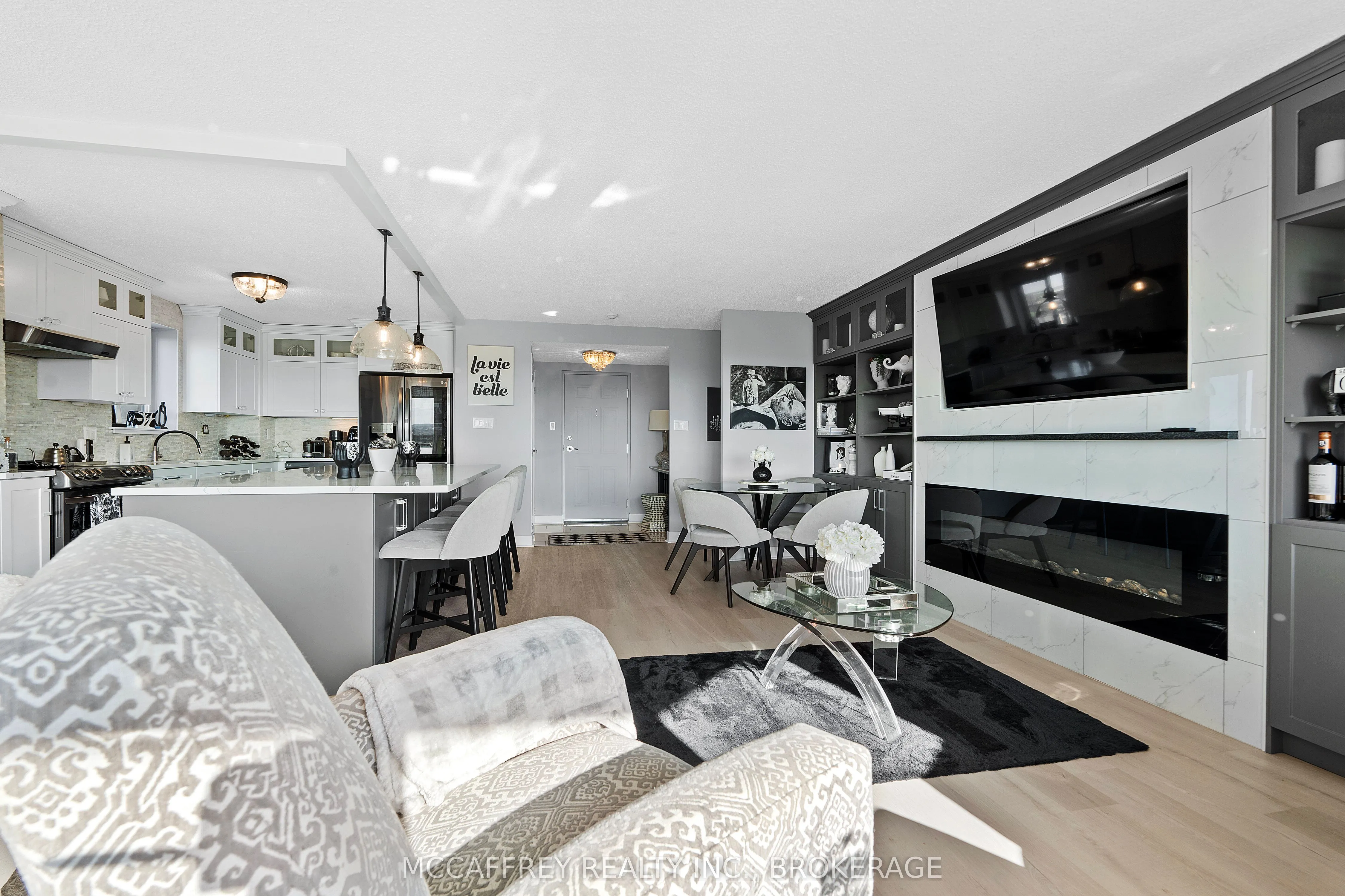 257 Bath Road, #1105