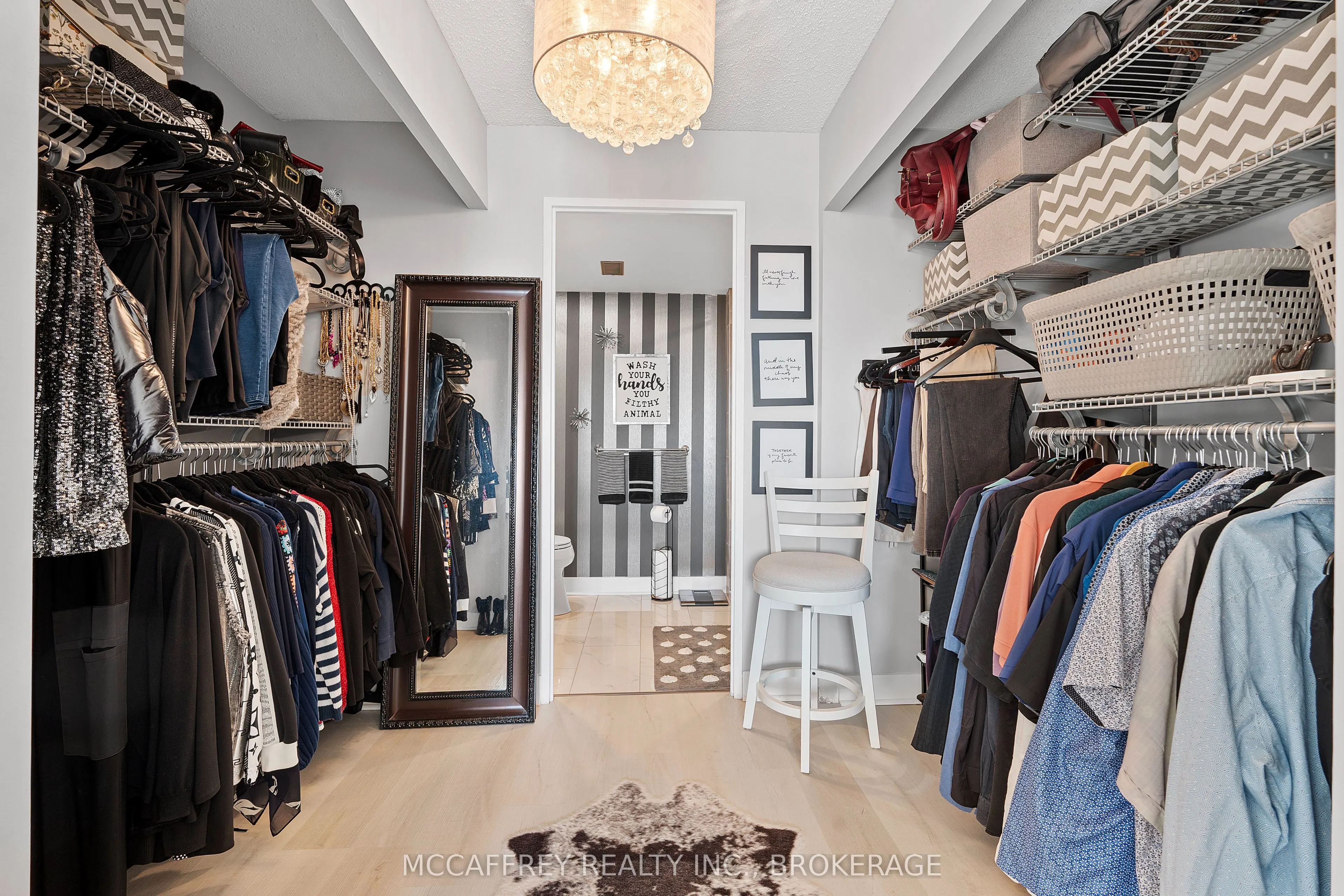 257 Bath Road, #1105