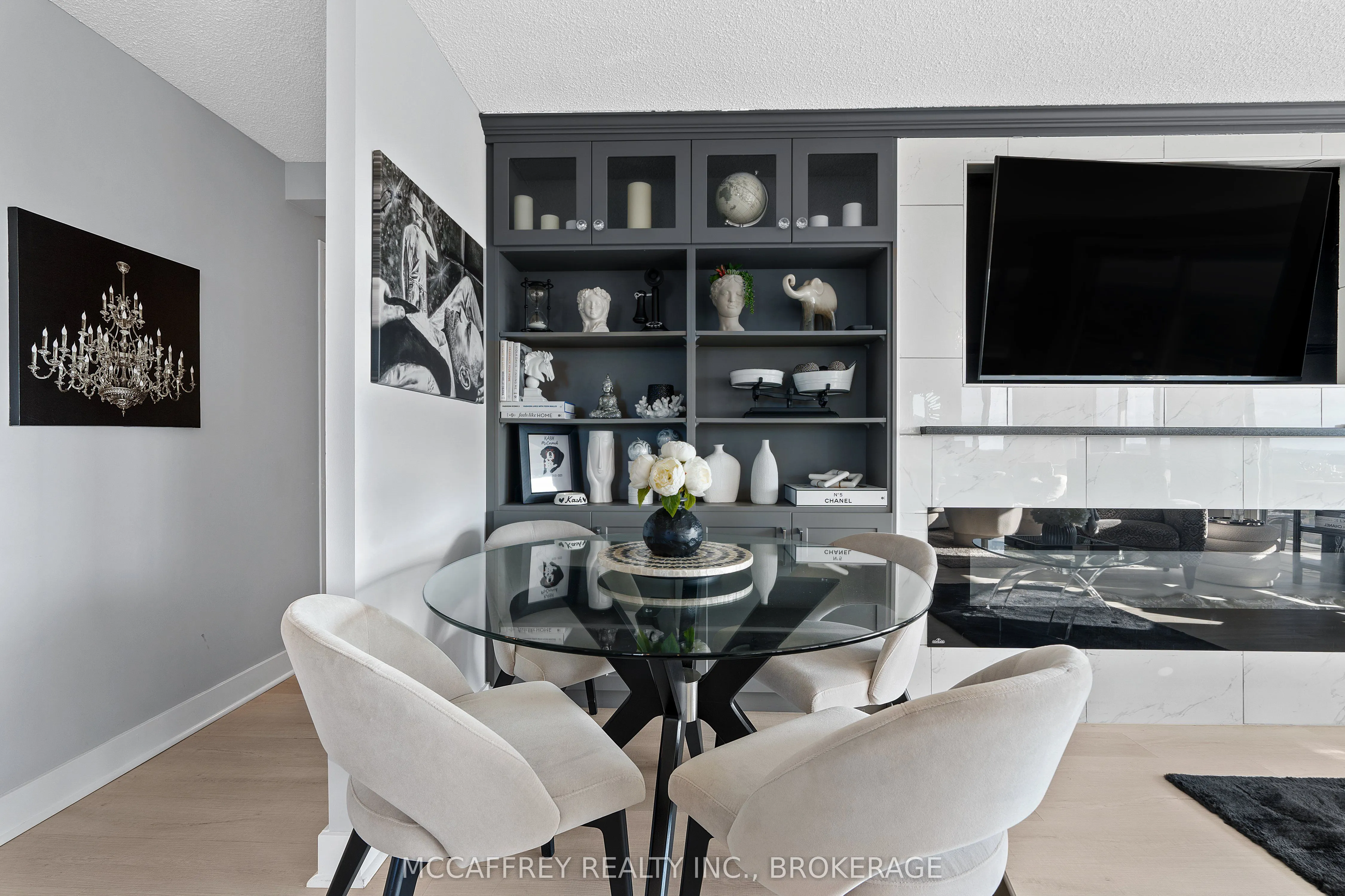 257 Bath Road, #1105