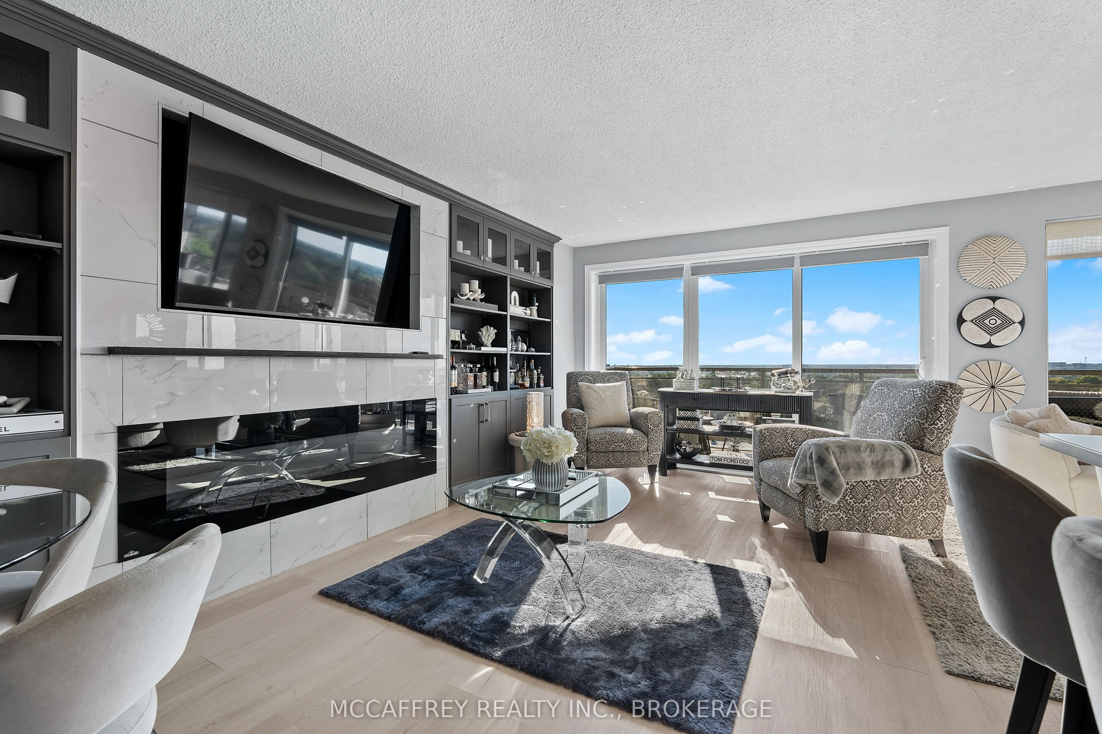 257 Bath Road, #1105