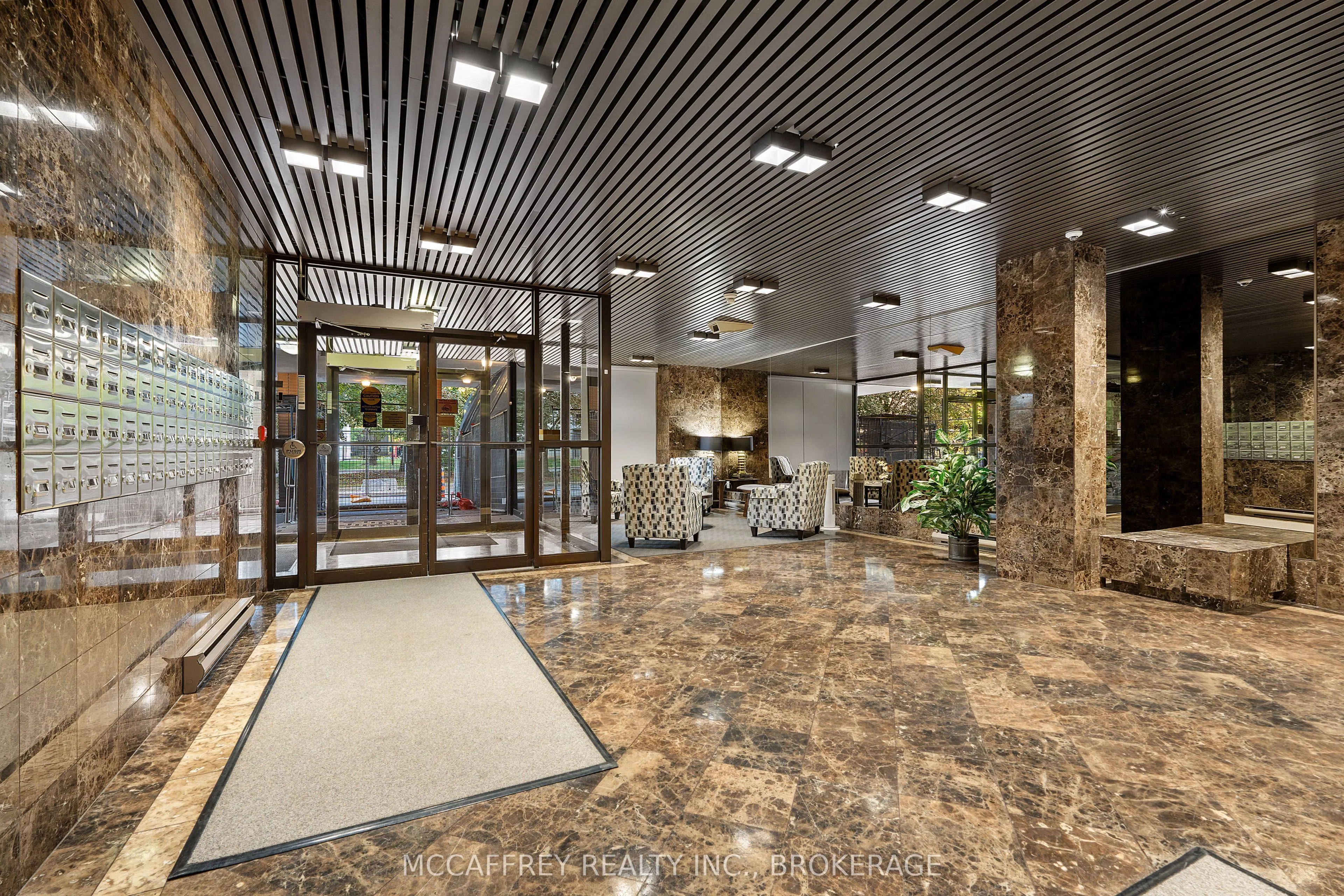 257 Bath Road, #1105