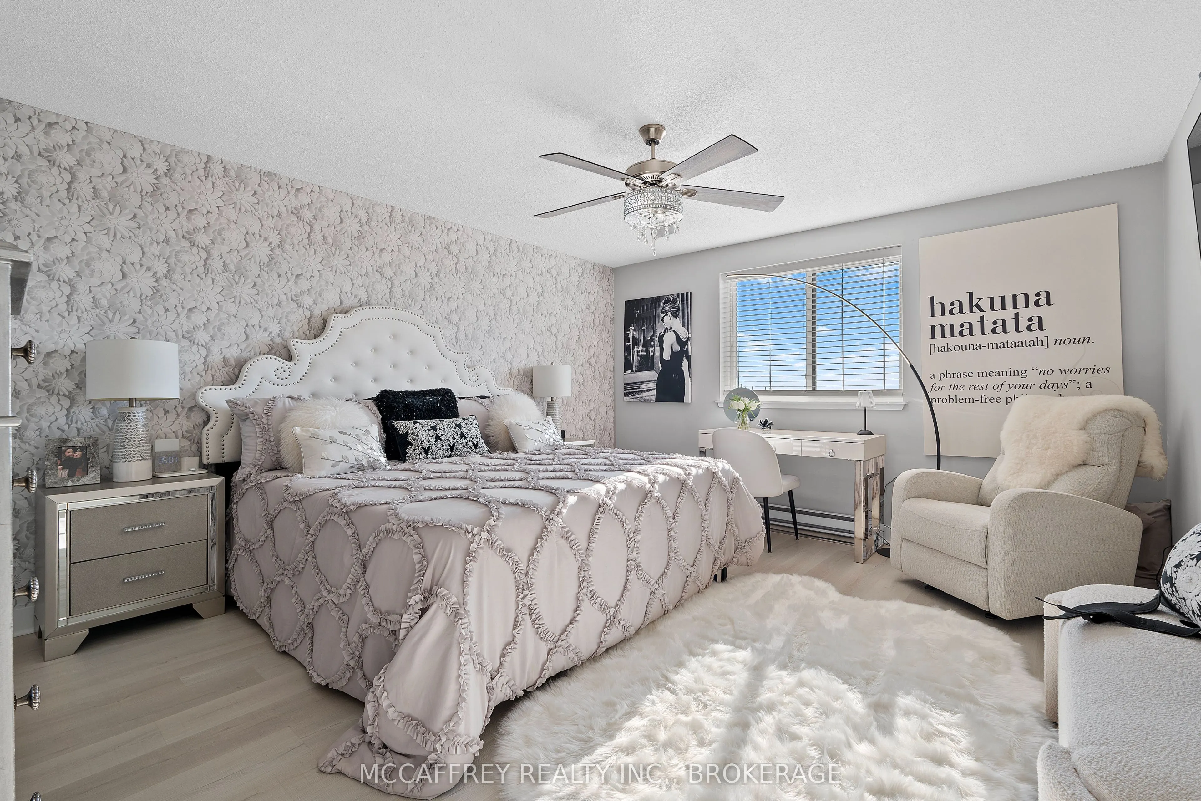 257 Bath Road, #1105