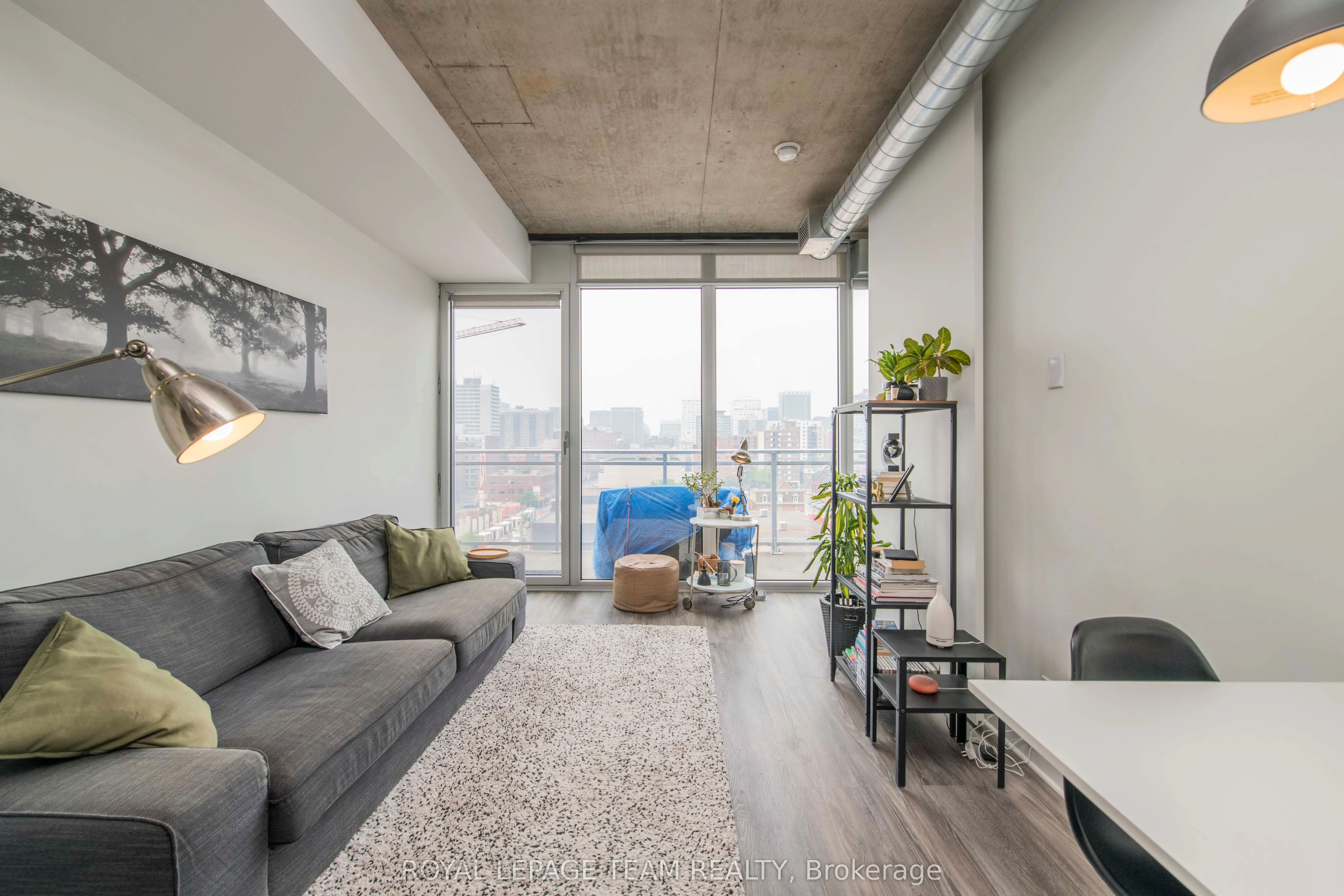 354 Gladstone Avenue, #813