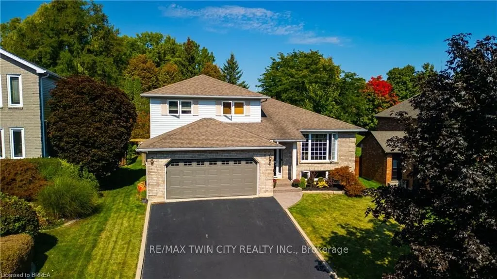 4 Macbride Court